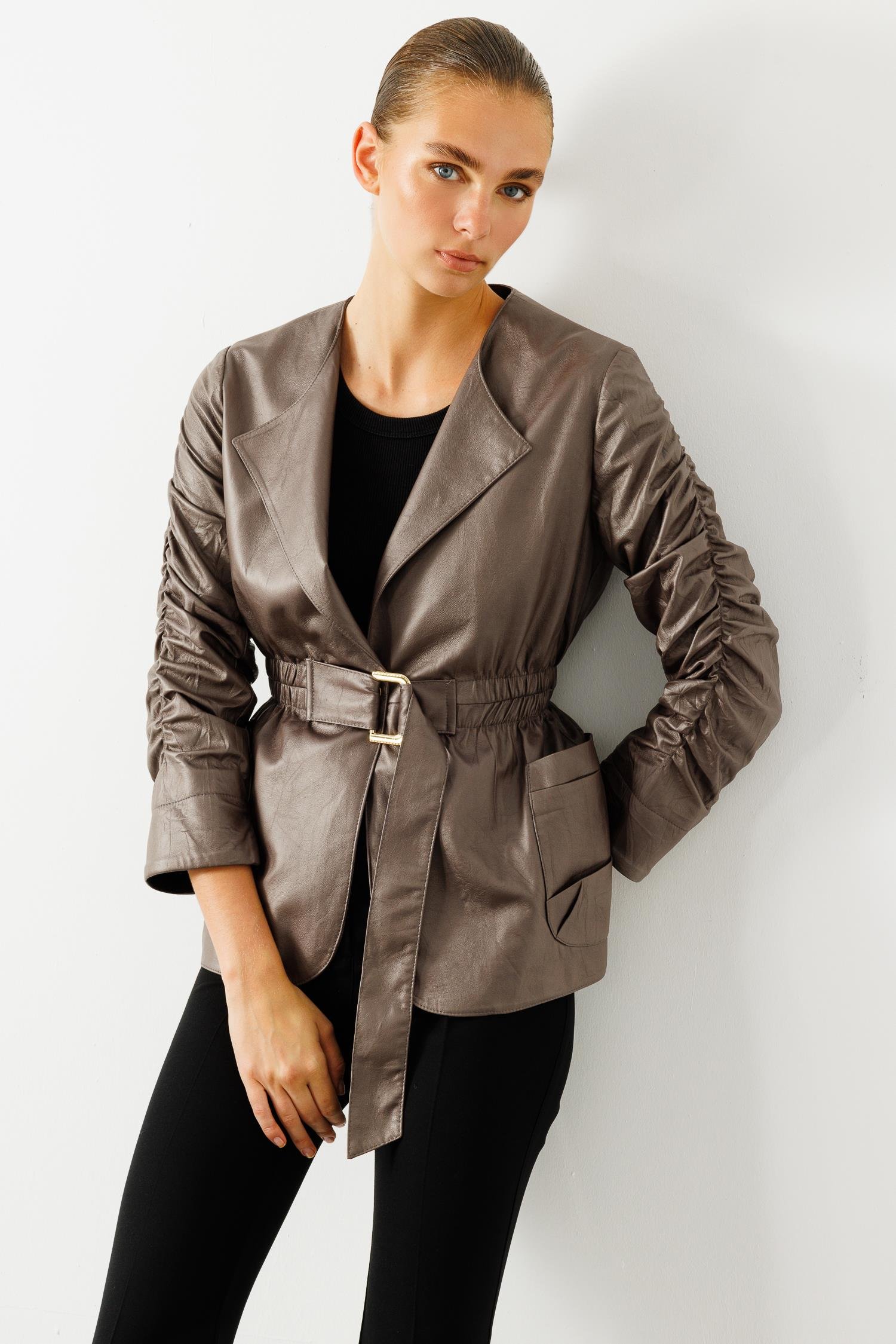 Modailgi  Kolları Büzgü Detaylı Kısa Deri Ceket Gri