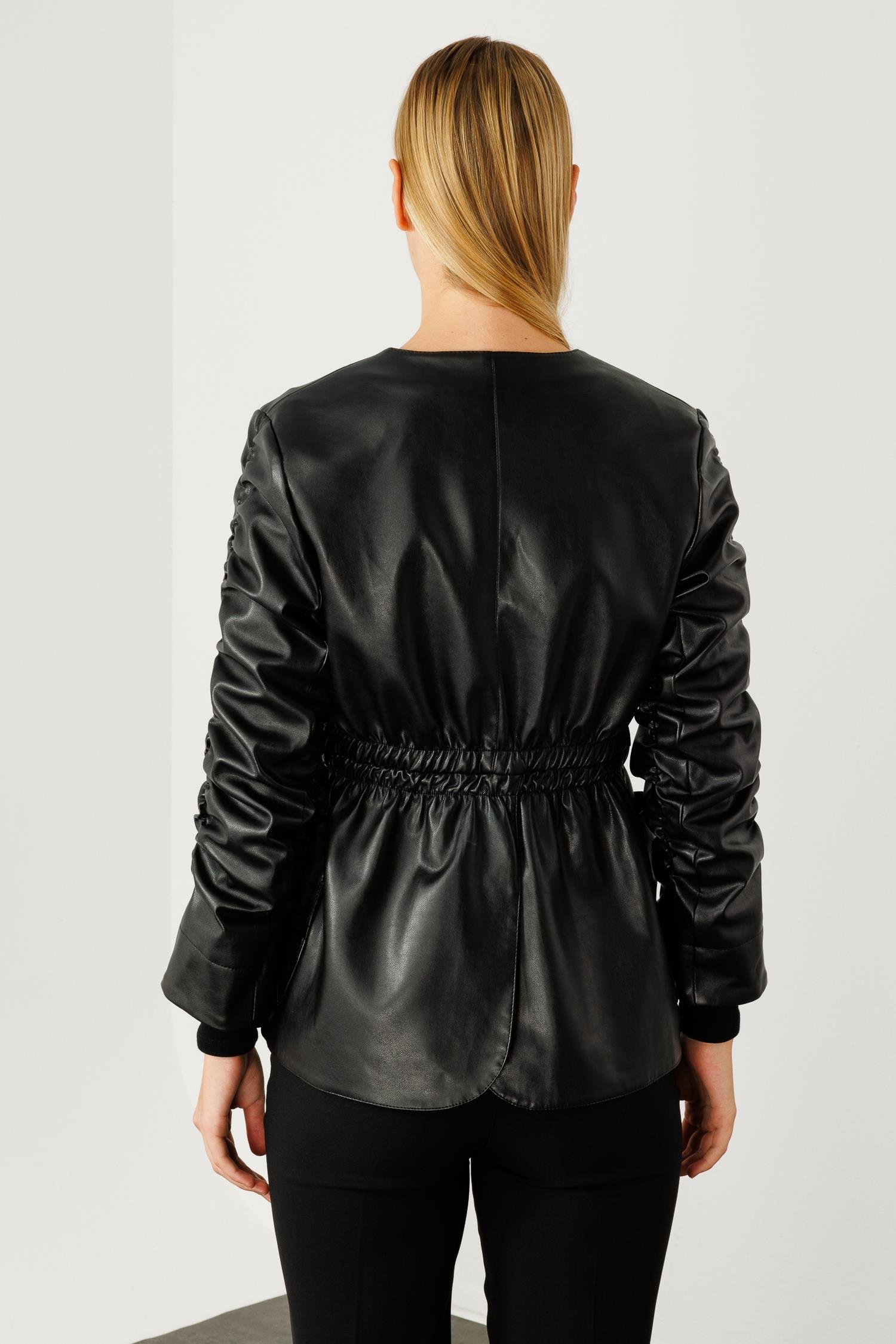 Modailgi  Kolları Büzgü Detaylı Kısa Deri Ceket Siyah