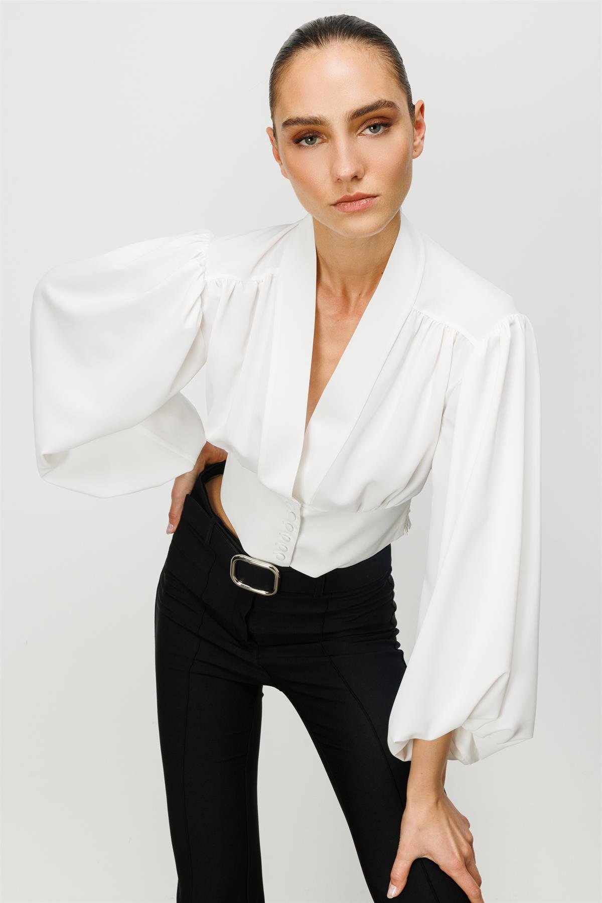 Modailgi  Kolları Geniş Büzgülü Crop Bluz Ekru