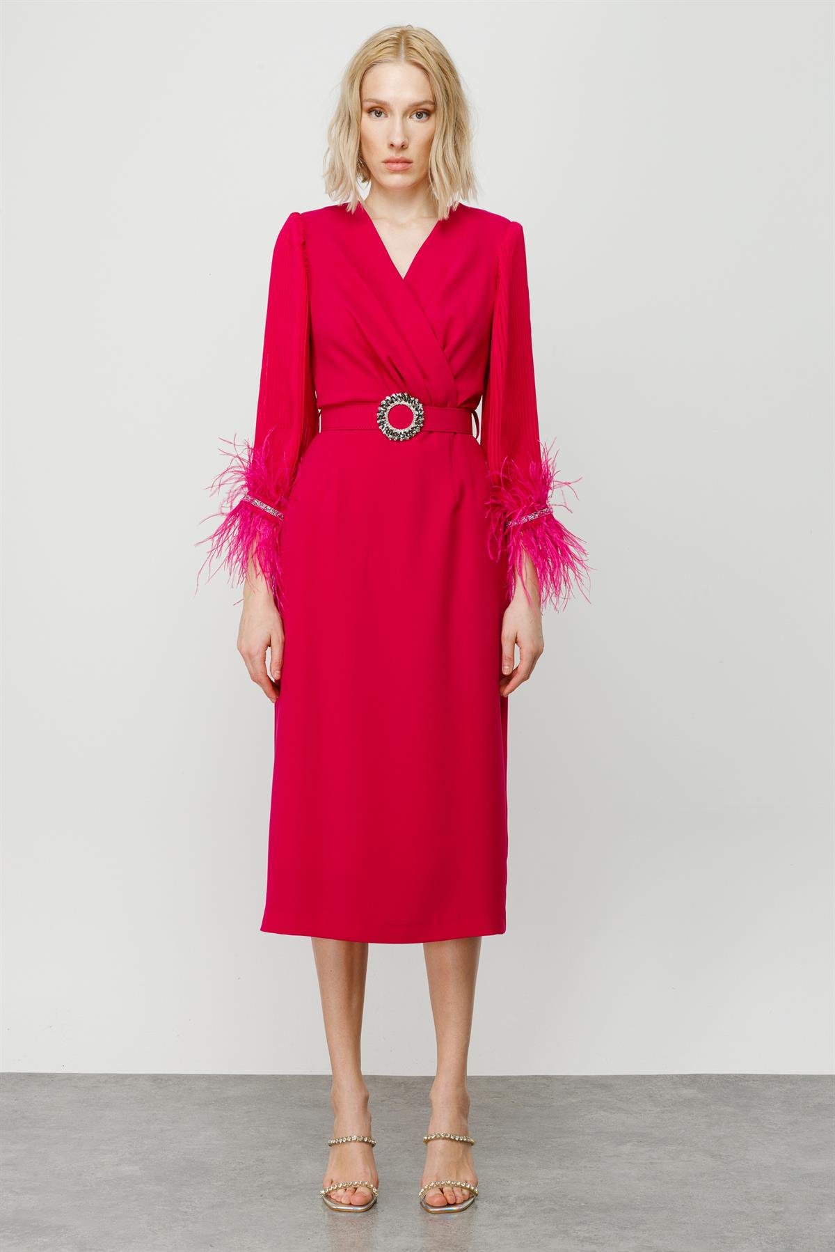 Modailgi  Kolları Pliseli Manşeti Otrişli Uzun Elbise Fuşya