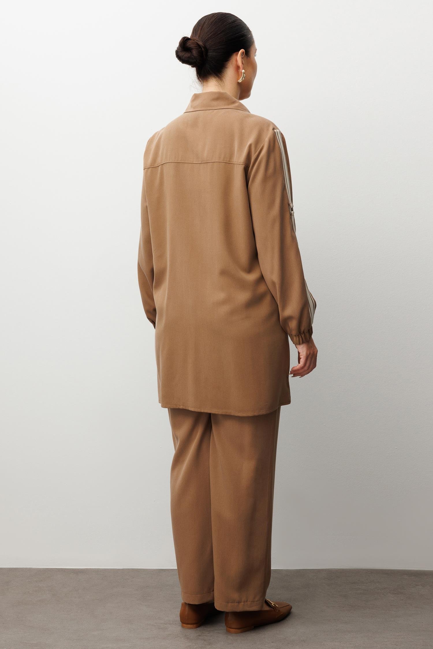 Modailgi  Kolları Ribana Detaylı Yakası İncili Tunik Takım Vizon