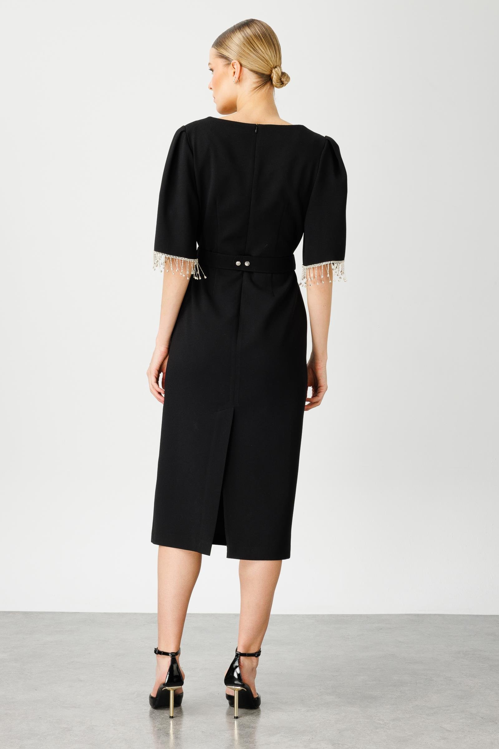 Modailgi  Kolları Şerit Aksesuarlı Elbise Siyah