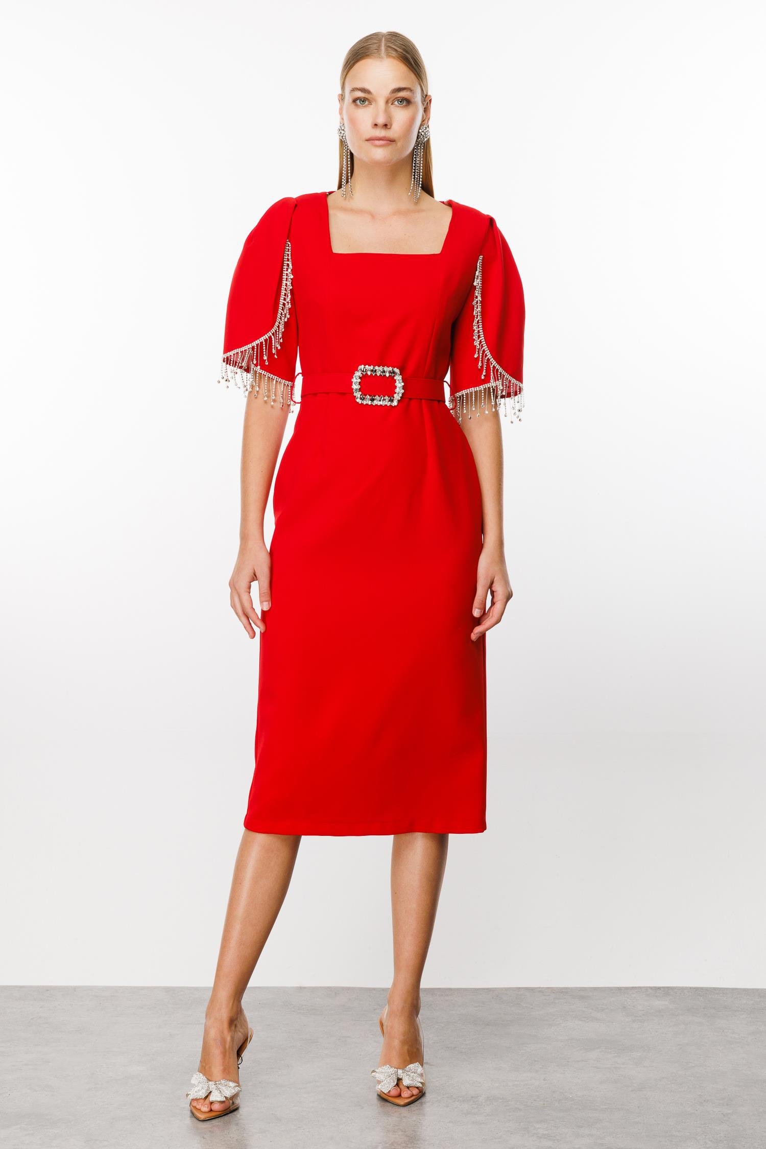 Modailgi  Kolları Şerit Aksesuarlı Elbise Kırmızı