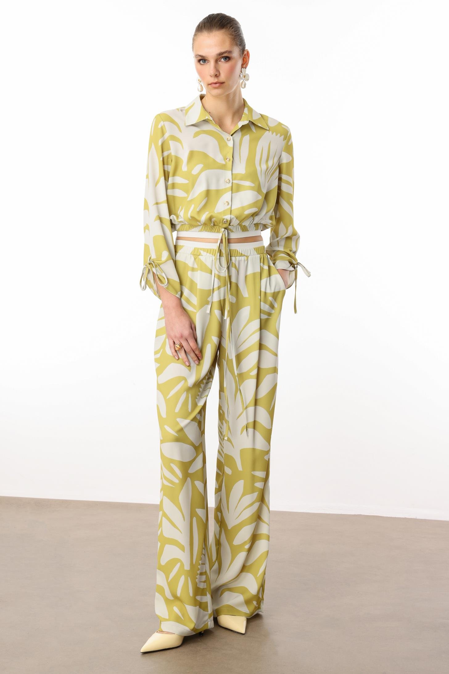 Modailgi  Kolları ve Etek Ucu Bağlama Detaylı Etek Altı Lastikli Gömlek Asit