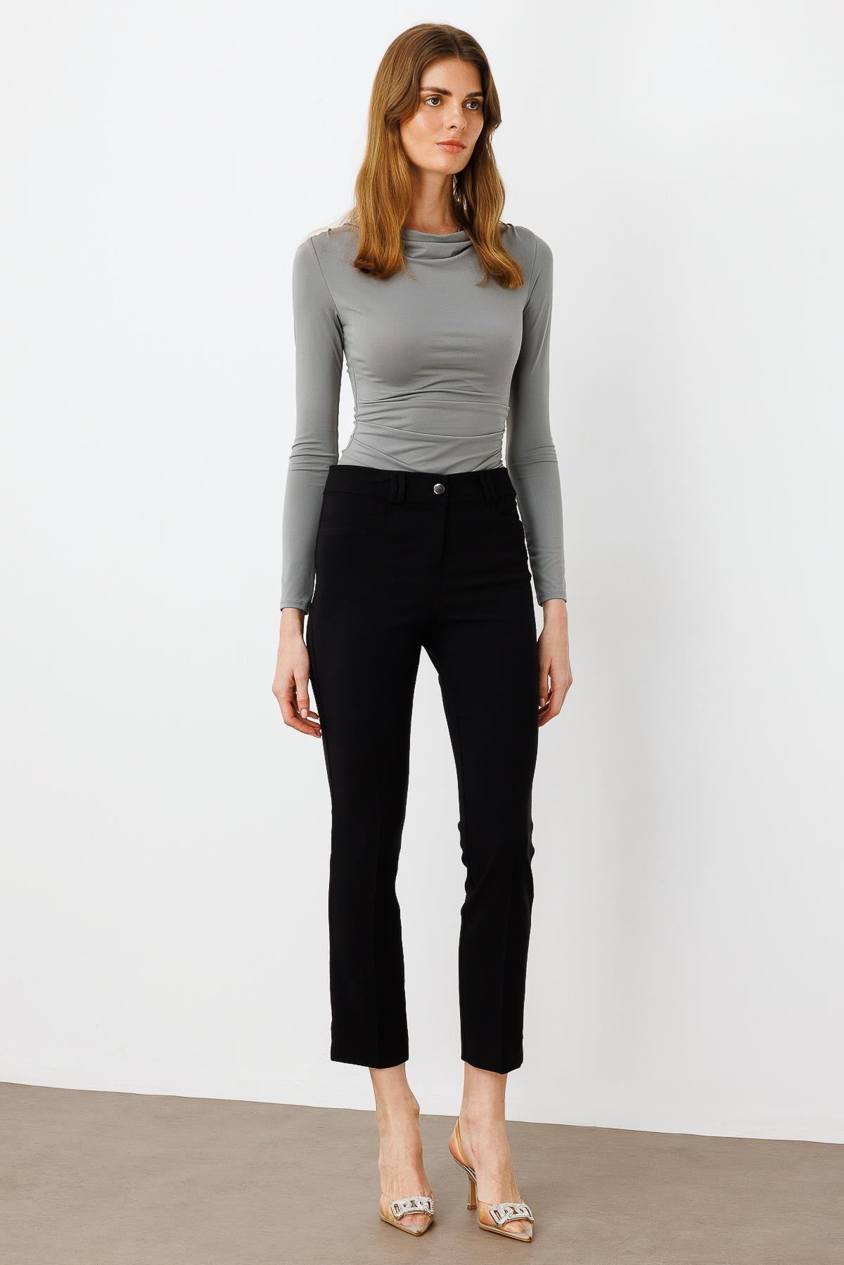 Modailgi  Köşe Cep Dar Paça Pantolon Siyah