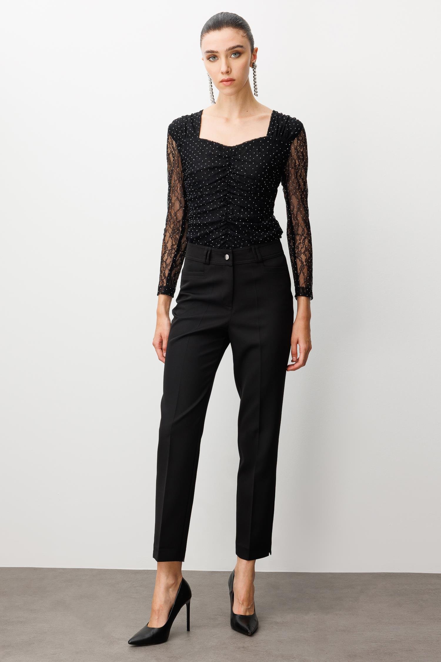 Modailgi  Köşe Cep Dar Paça Pantolon Siyah