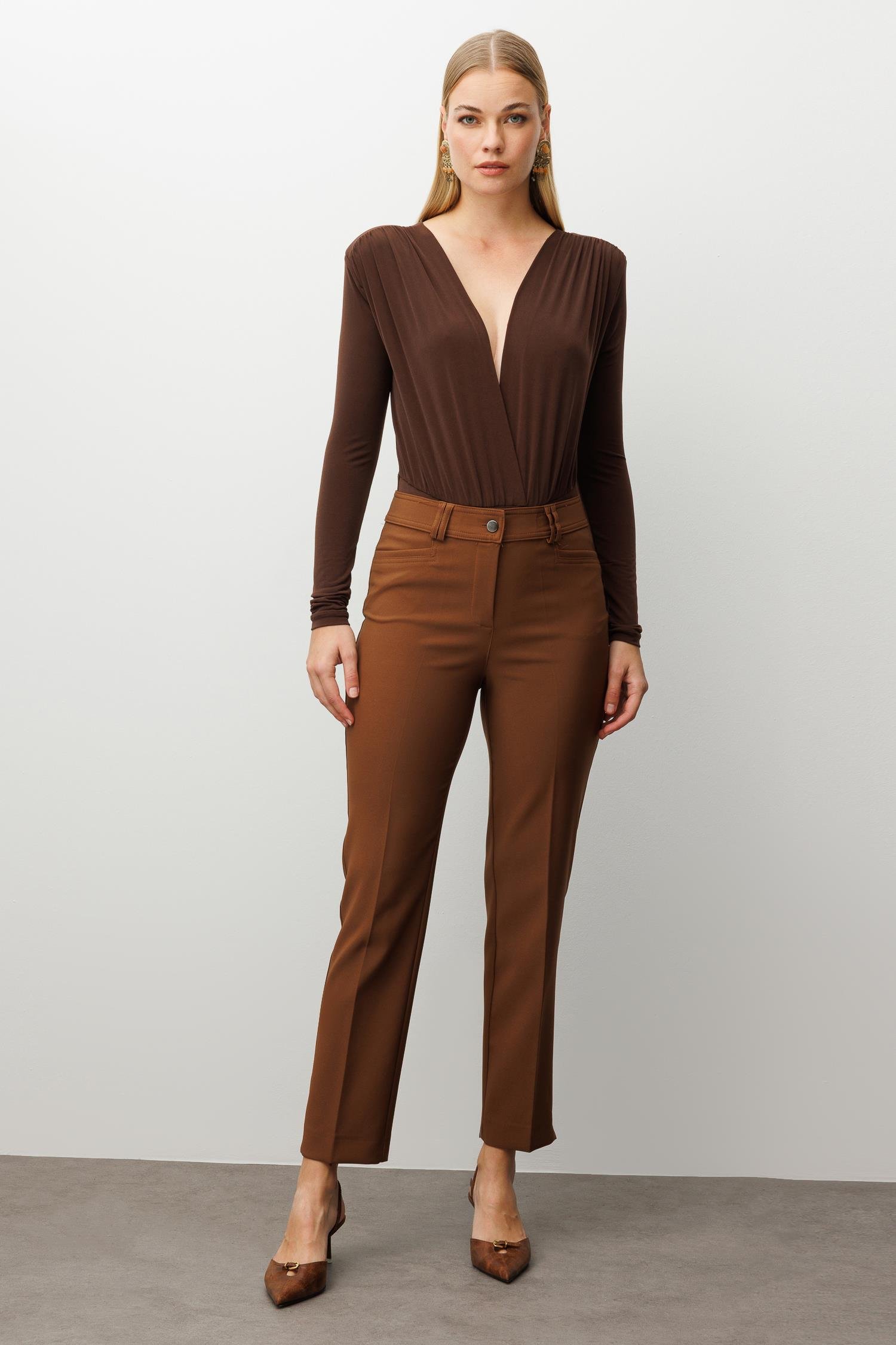 Modailgi  Köşe Cep Dar Paça Pantolon Taba