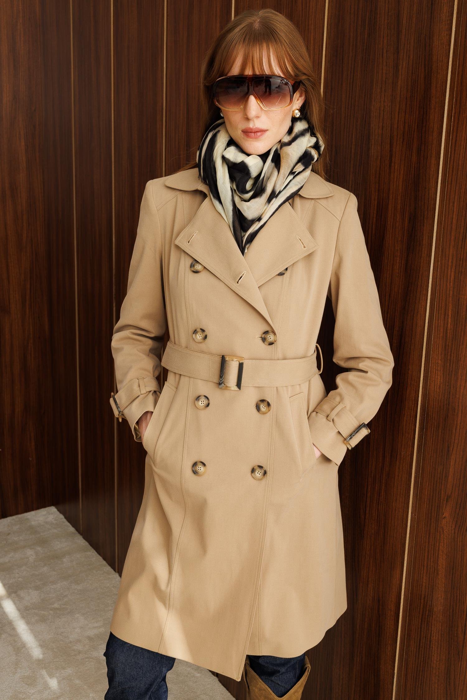 Modailgi  Kruvaze Kapamalı Beli Ve Kolları Kemer Kuşak Detaylı Spor Dikişli Astarlı Ara Boy Trençkot Camel