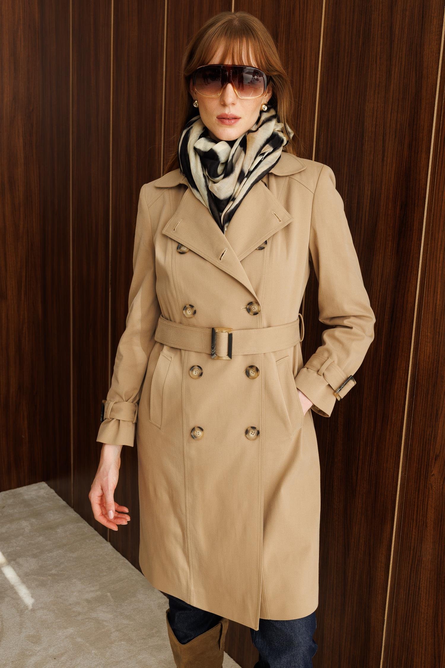 Modailgi  Kruvaze Kapamalı Beli Ve Kolları Kemer Kuşak Detaylı Spor Dikişli Astarlı Ara Boy Trençkot Camel