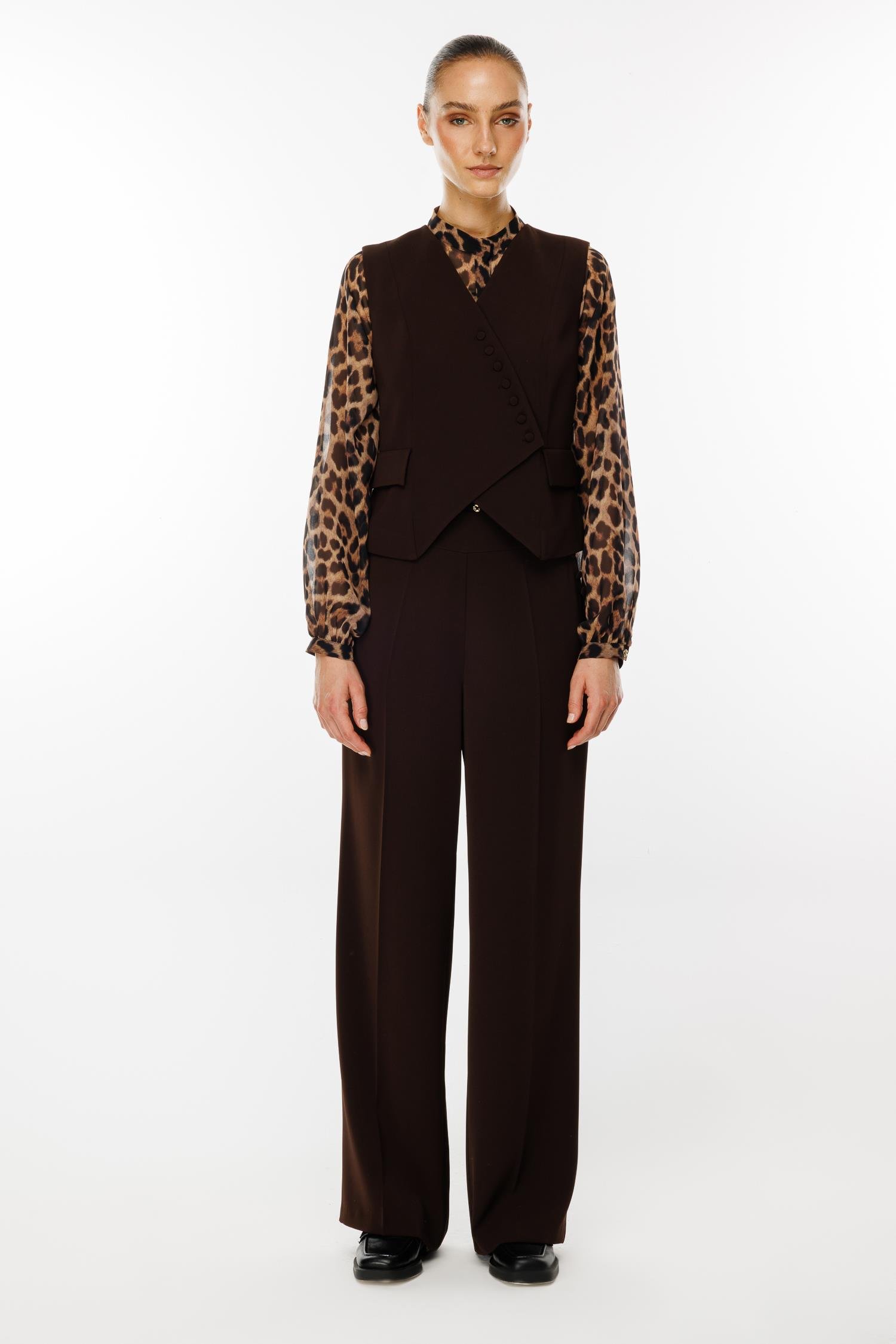 Modailgi  Kruvaze Kapamalı Düğme Detaylı Kısa Yelek Kahve