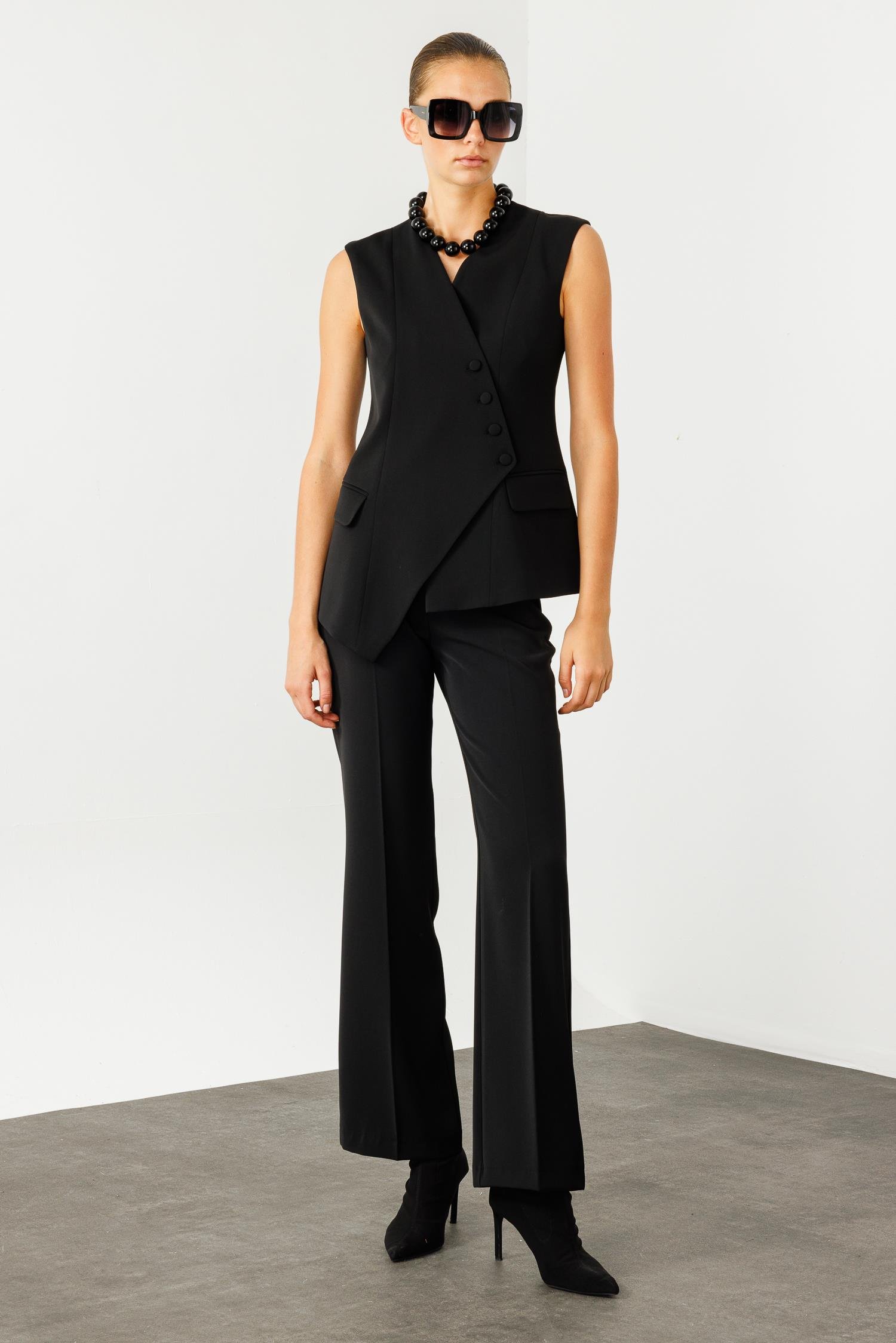 Modailgi  Kruvaze Kapamalı Düğme Detaylı Uzun Yelek Siyah