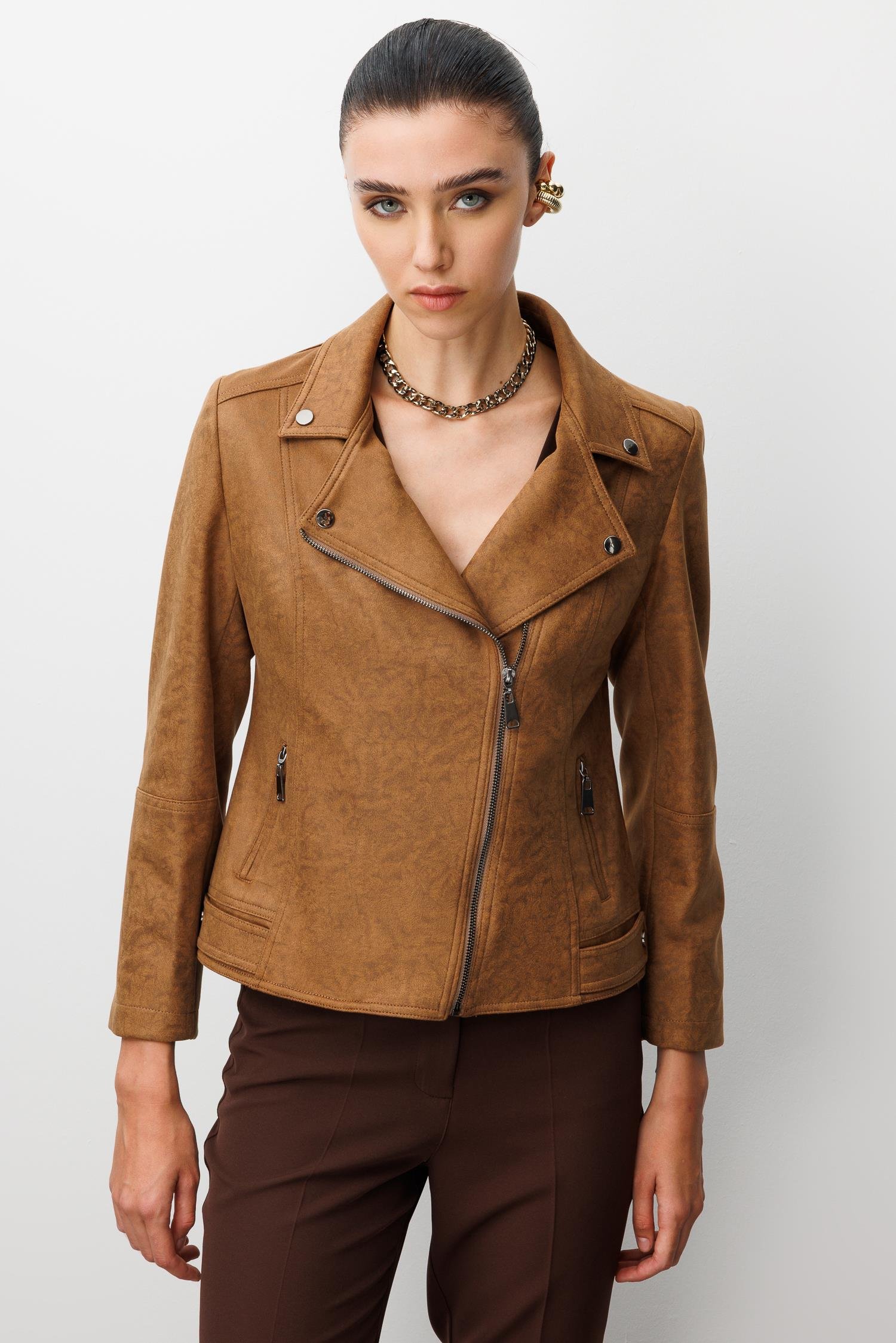 Modailgi  Kruvaze Kapamalı Fermuarlı Spor Dikişli Ve Kesikli Kısa Mont Ceket Taba