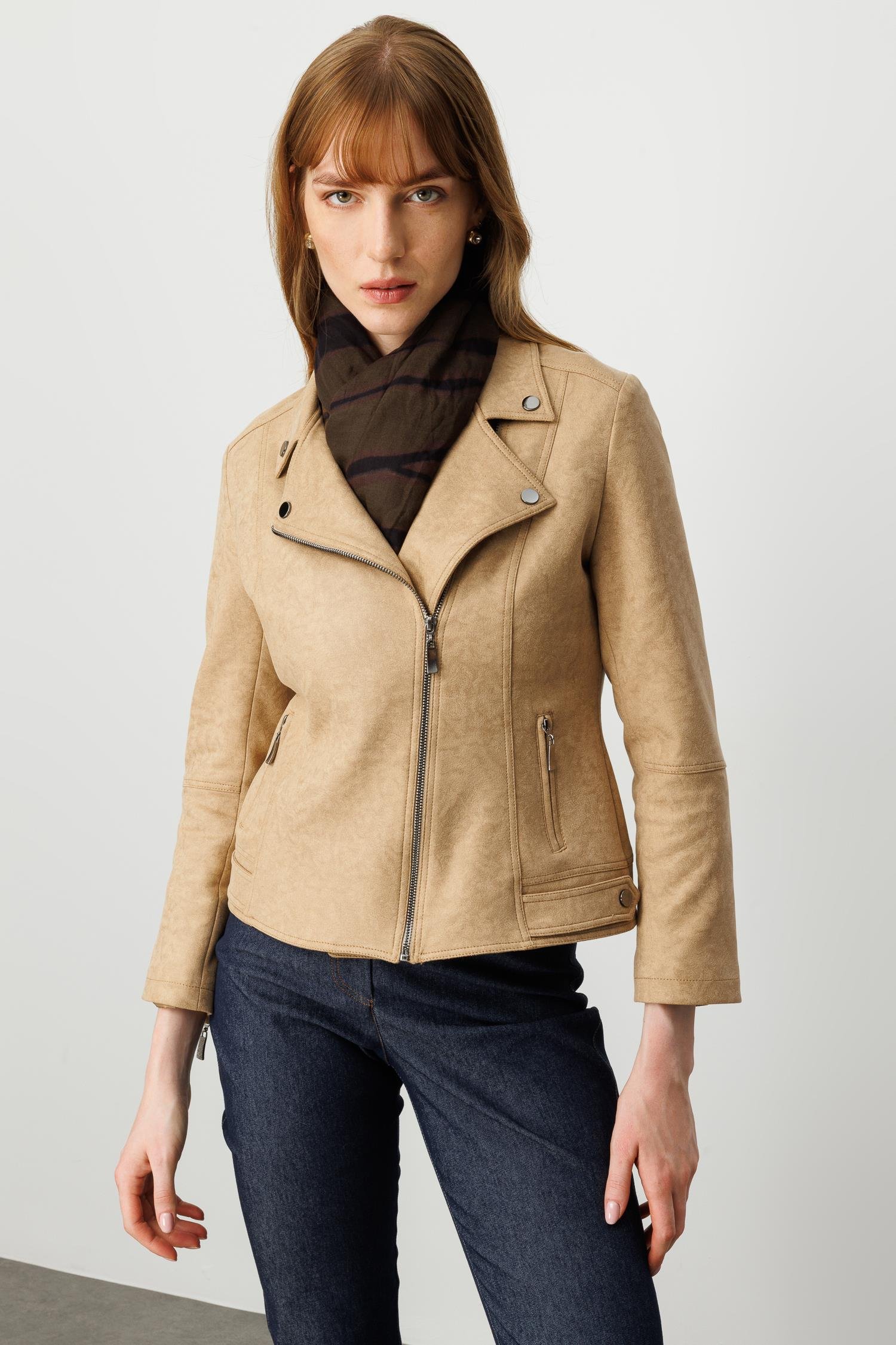 Modailgi  Kruvaze Kapamalı Fermuarlı Spor Dikişli Ve Kesikli Kısa Mont Ceket Vizon