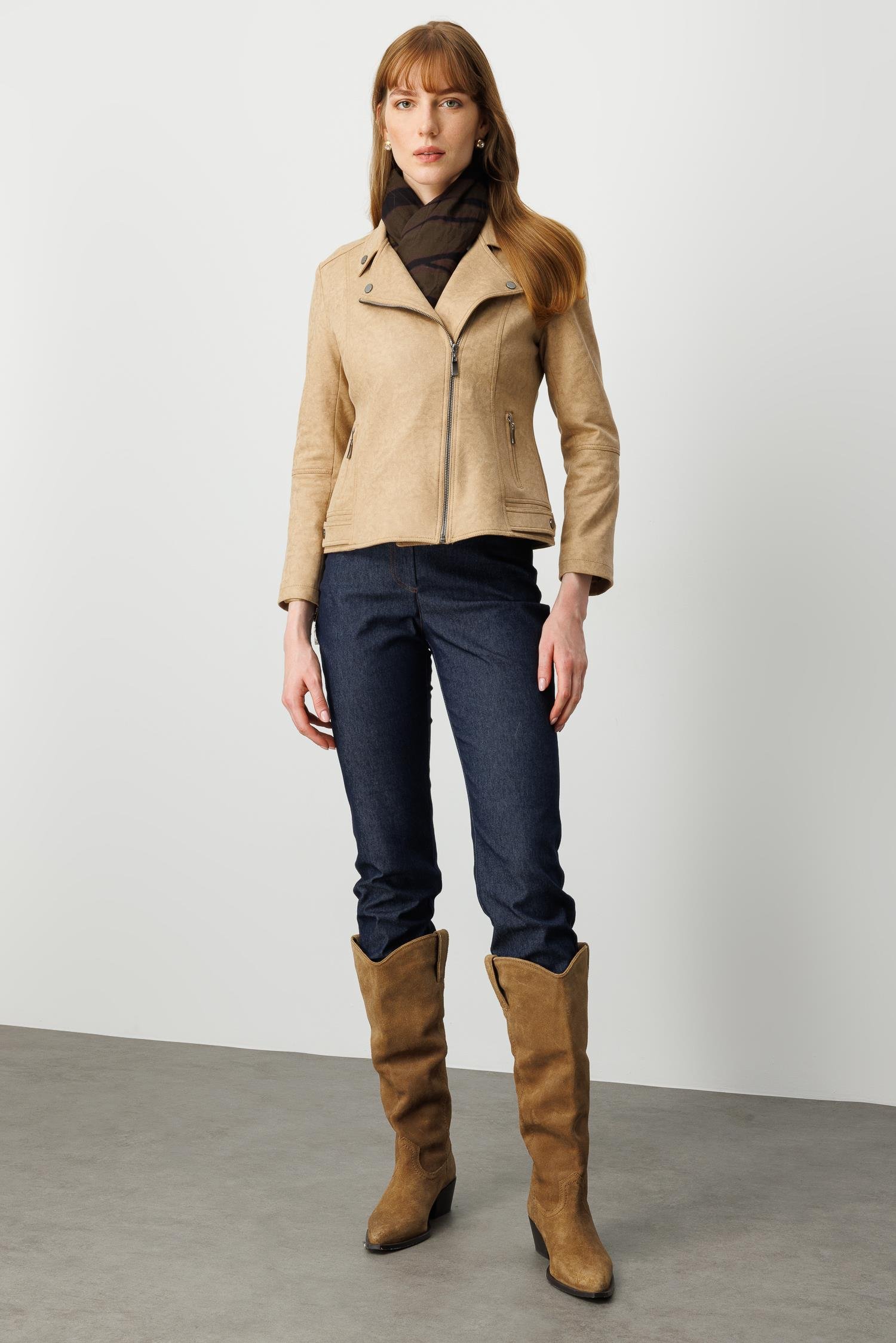 Modailgi  Kruvaze Kapamalı Fermuarlı Spor Dikişli Ve Kesikli Kısa Mont Ceket Vizon