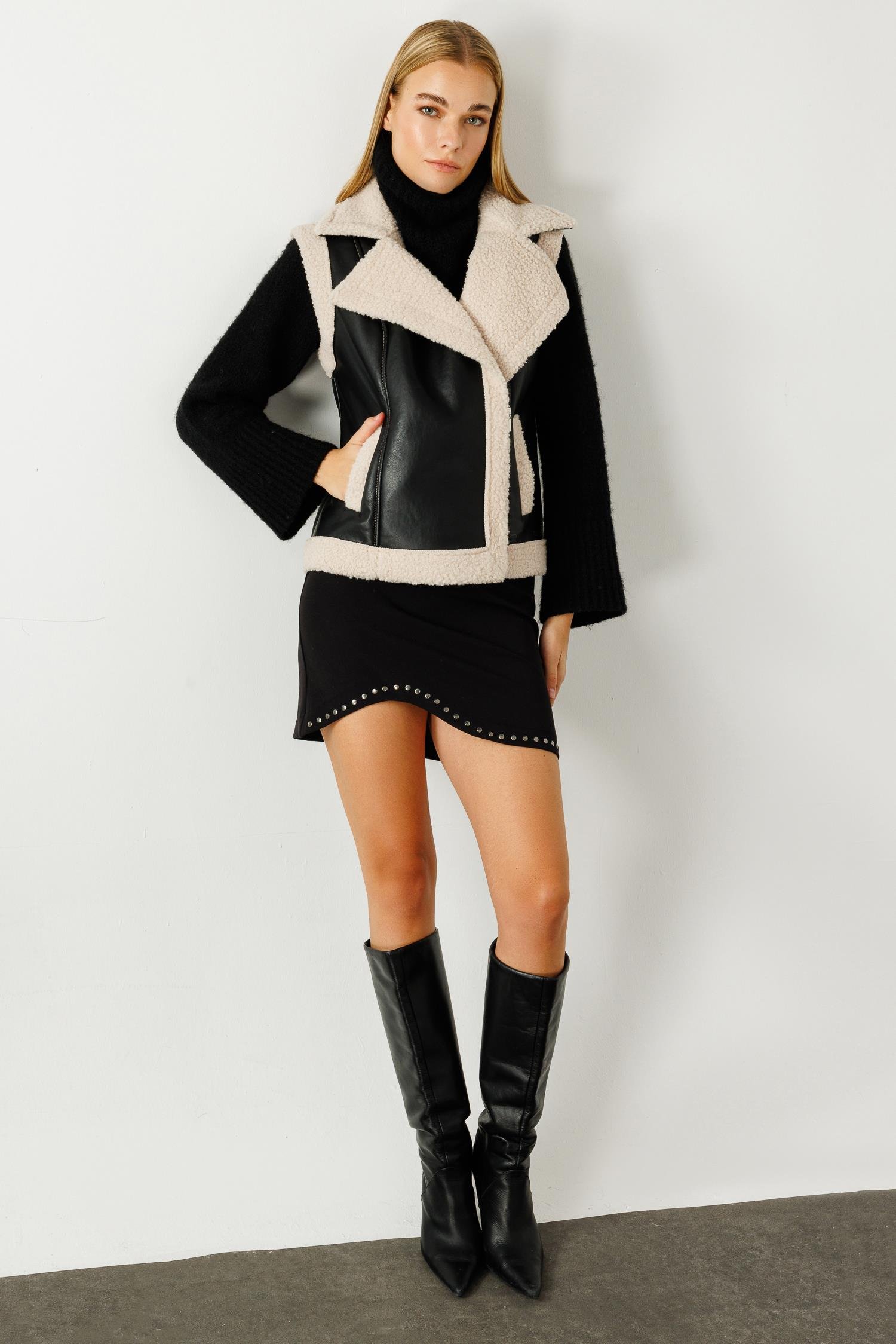 Modailgi  Kruvaze Kapamalı İçi Peluşlu Deri Yelek Siyah