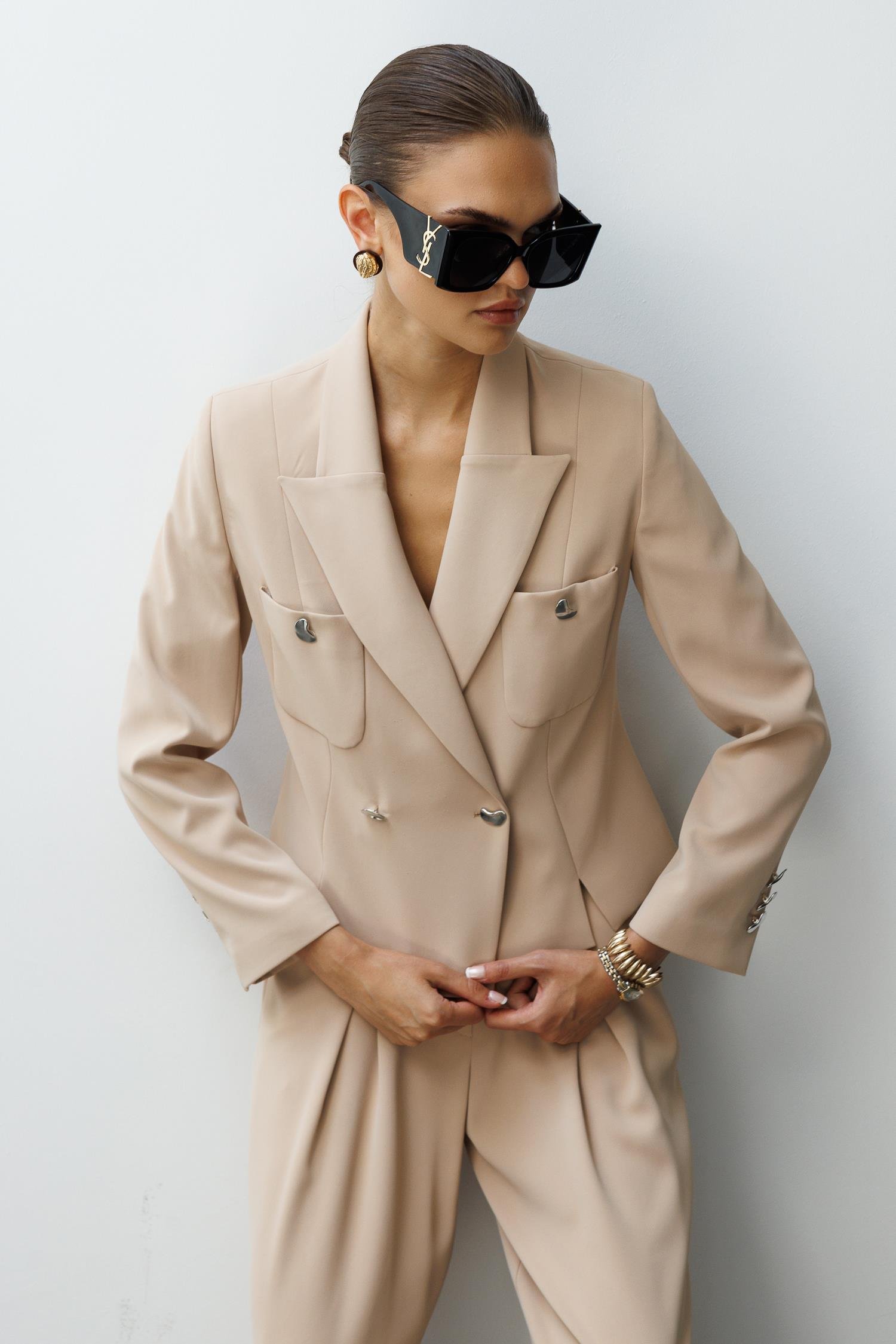 Modailgi  Kruvaze Kapamalı Torba Cepli Yırtmaçlı Kısa Ceket Taş