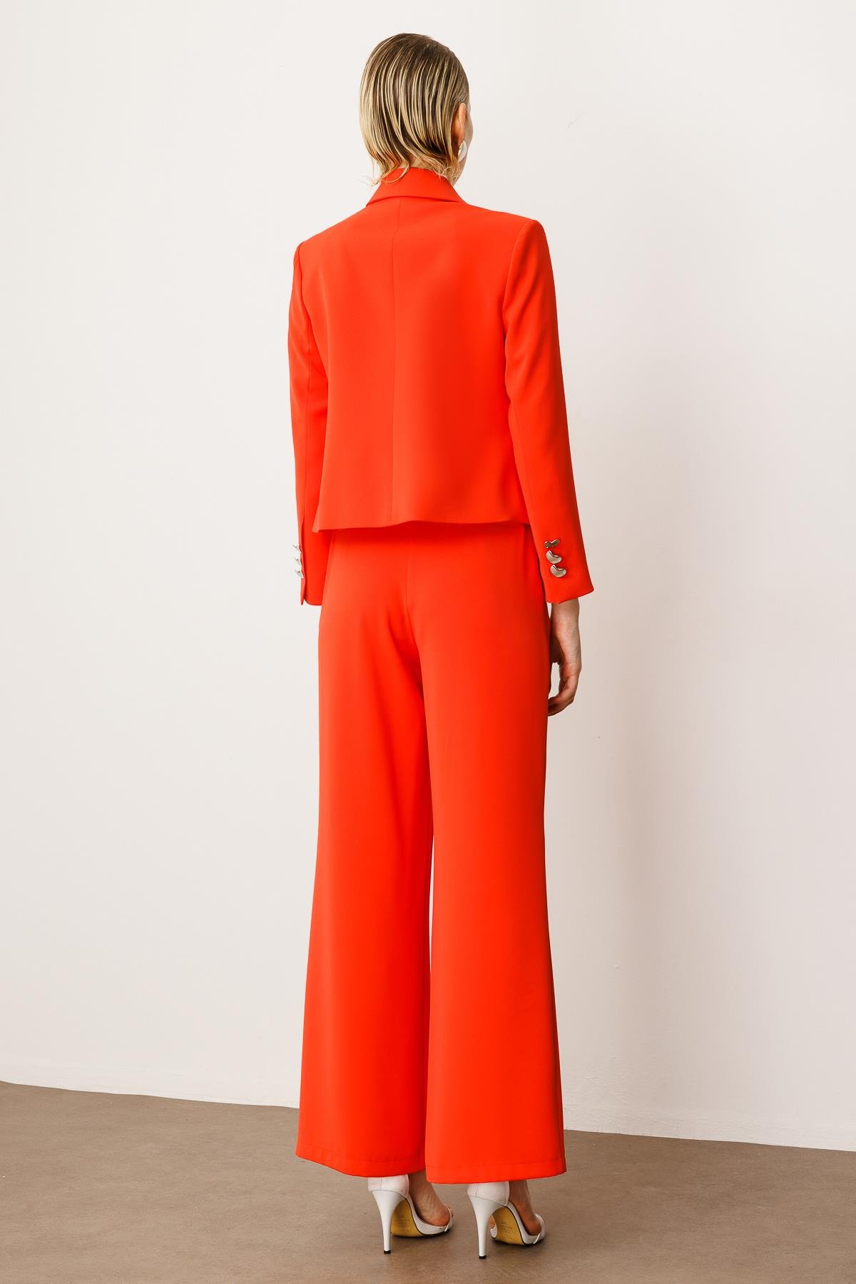 Modailgi  Kruvaze Kapamalı Torba Cepli Yırtmaçlı Kısa Ceket Mercan