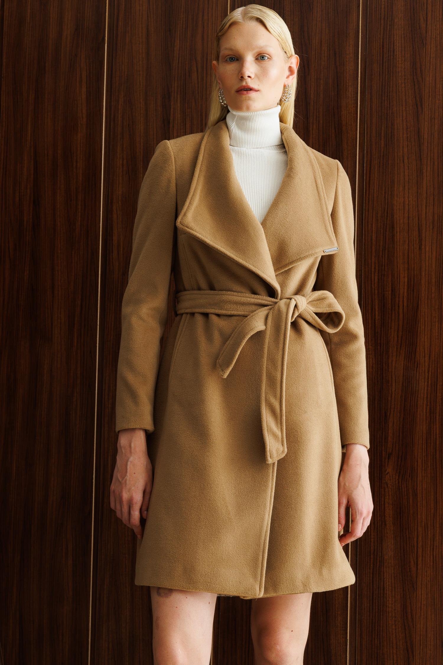 Modailgi  Kruvaze Kapamalı Yandan Kuşaklı Devrik Yaka Kaban Camel