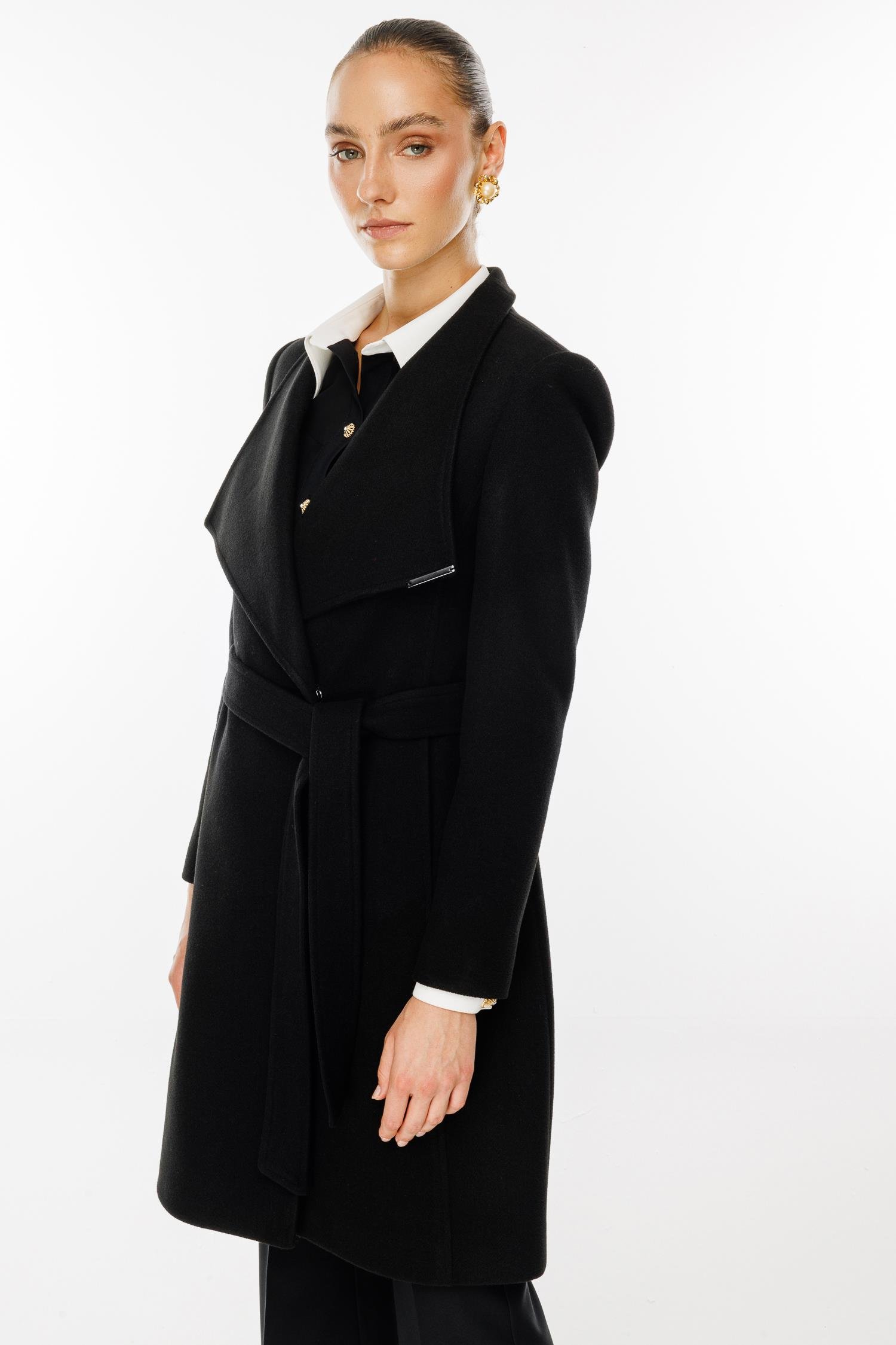 Modailgi  Kruvaze Kapamalı Yandan Kuşaklı Devrik Yaka Kaban Siyah