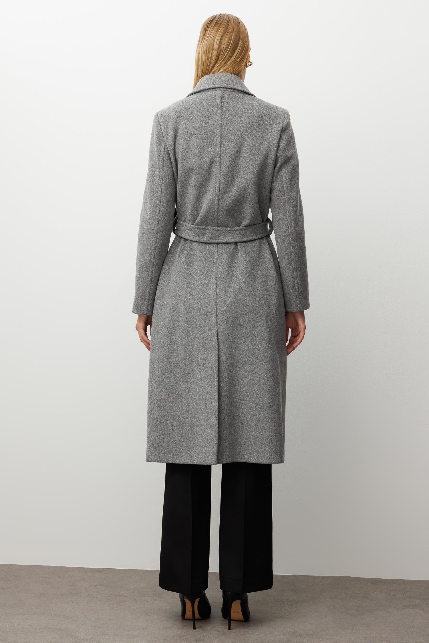 Modailgi  Kuşaklı Kruvaze Dört Düğmeli Kaban Gri