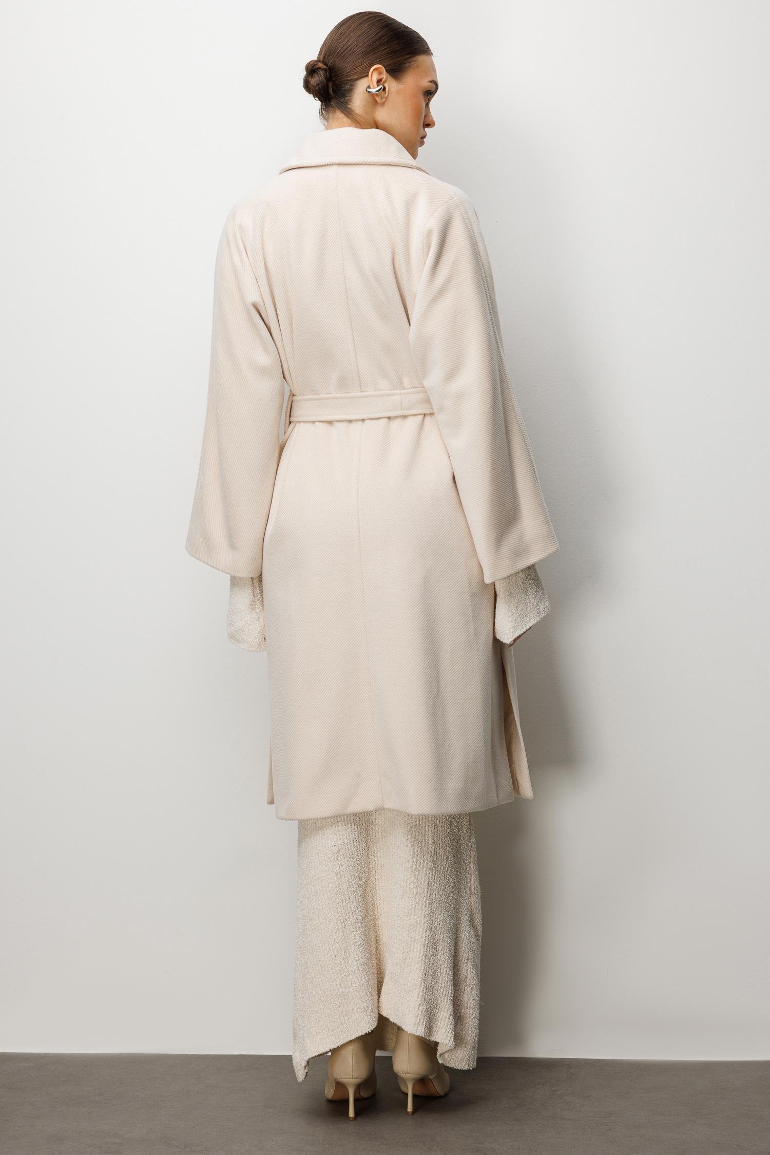 Modailgi  Kuşaklı Tek Düğmeli Diyagonal Çizgili Kaşe Kaban Bej