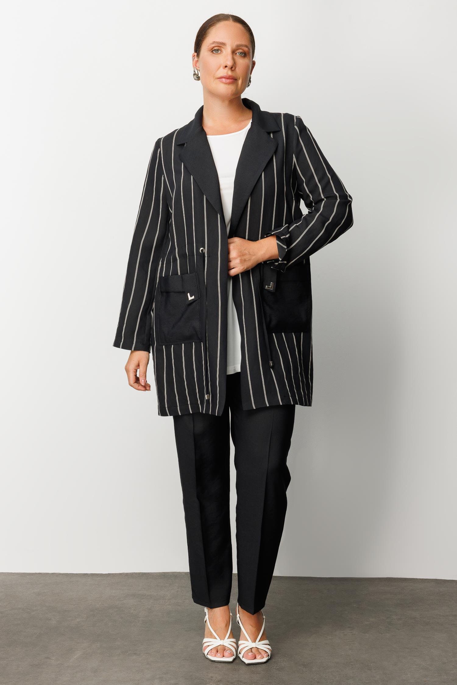 Modailgi  Mono Yaka Çizgili Tunik Siyah