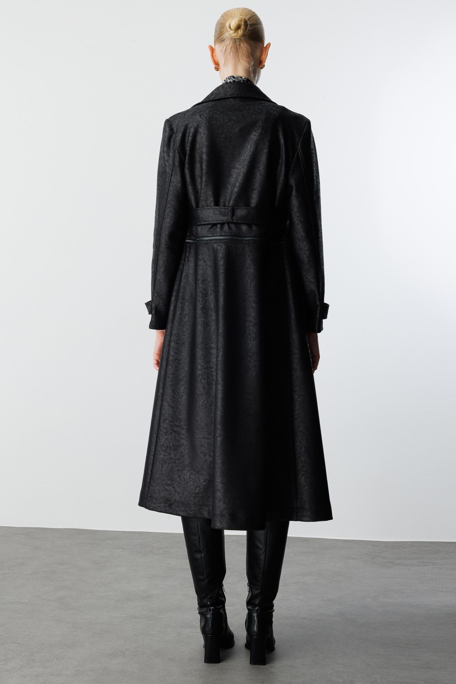 Modailgi  Mono Yaka Kuşaklı Koları Apoletli Belde Açılır Kapanır Çift Taraflı Fermuar Detaylı Astarsız Trençkot Siyah