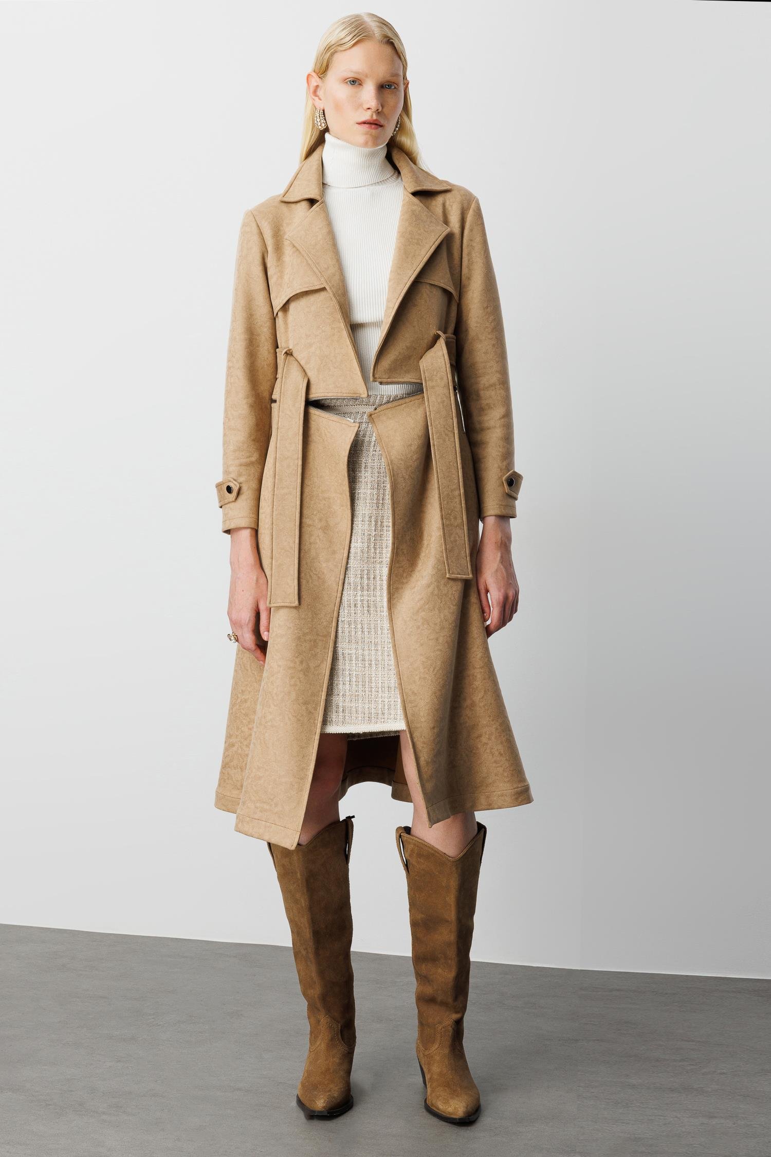 Modailgi  Mono Yaka Kuşaklı Koları Apoletli Belde Açılır Kapanır Çift Taraflı Fermuar Detaylı Astarsız Trençkot Vizon