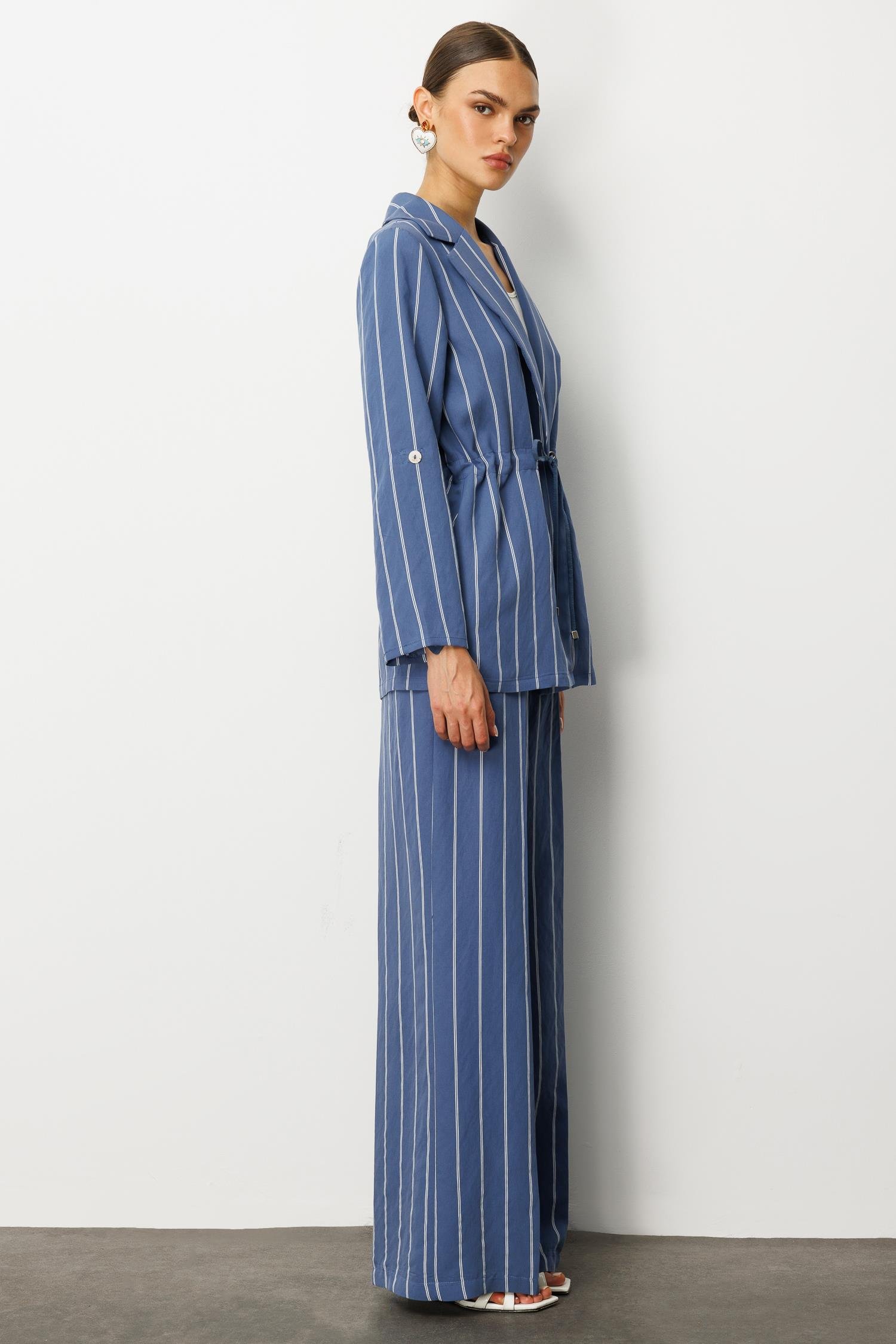 Modailgi  Mono Yaka Safari Kol Beli Tünel Bağcıklı İçi Bluzlu İkili Tunik İndigo