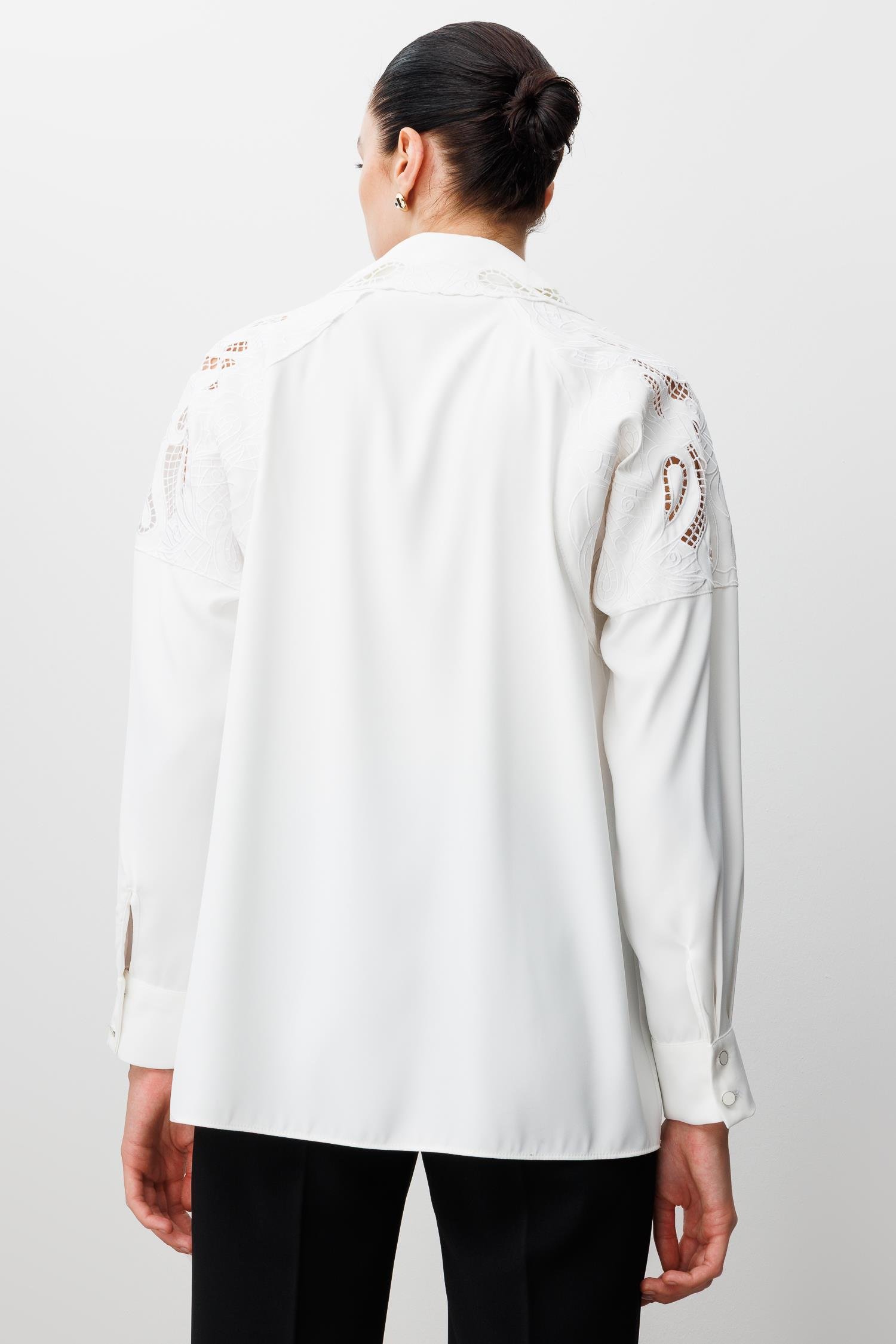 Modailgi  Nakış Detaylı Oversize Gömlek Ekru