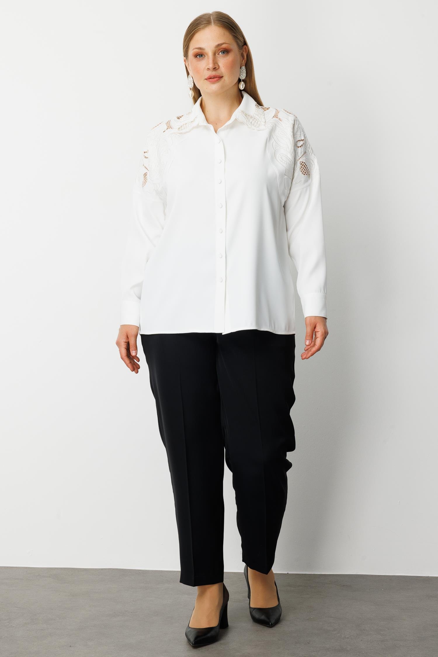 Modailgi  Nakış Detaylı Oversize Gömlek Ekru