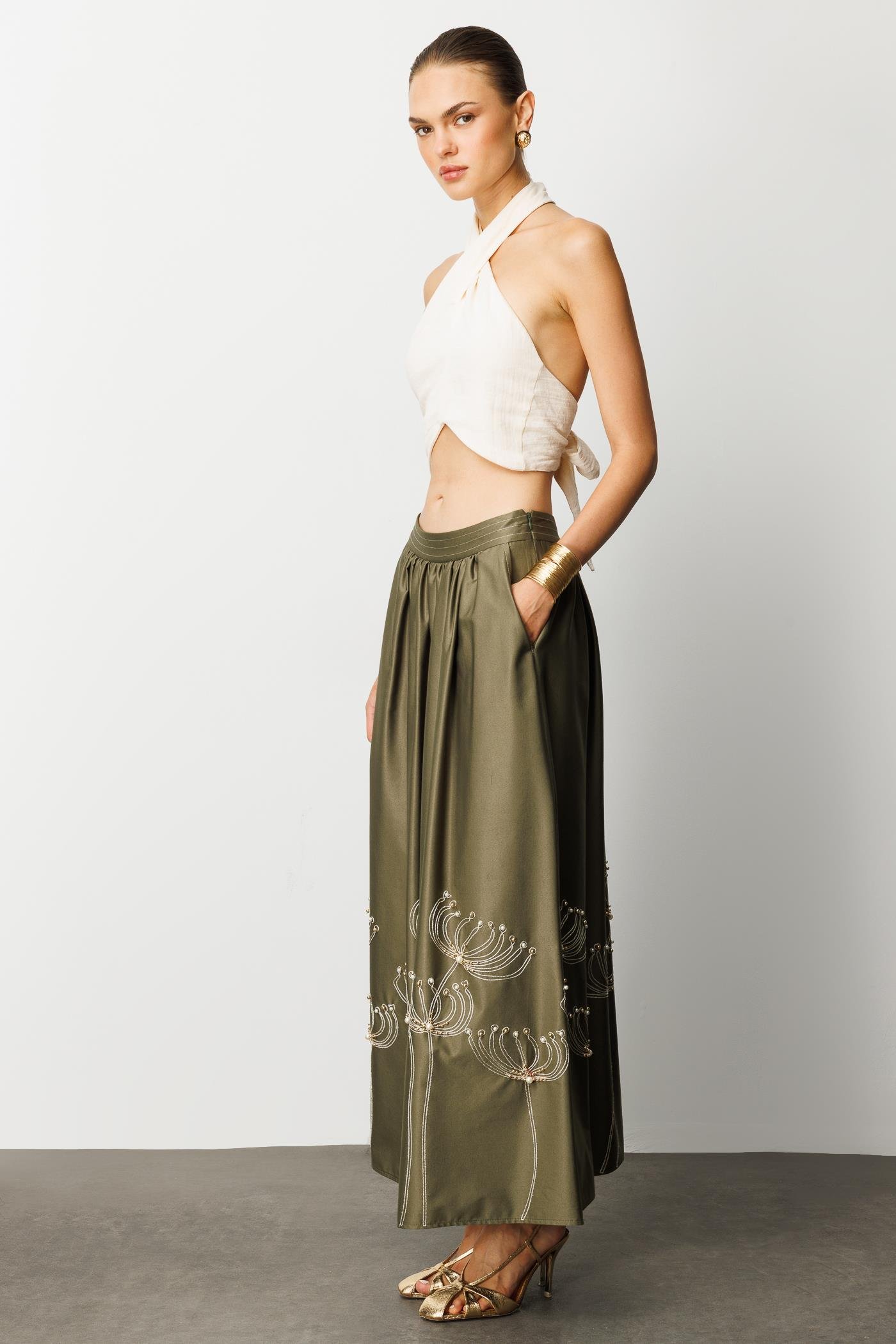 Modailgi  Nakış ve İnci İşlemeli Yandan Cepli Etek Haki