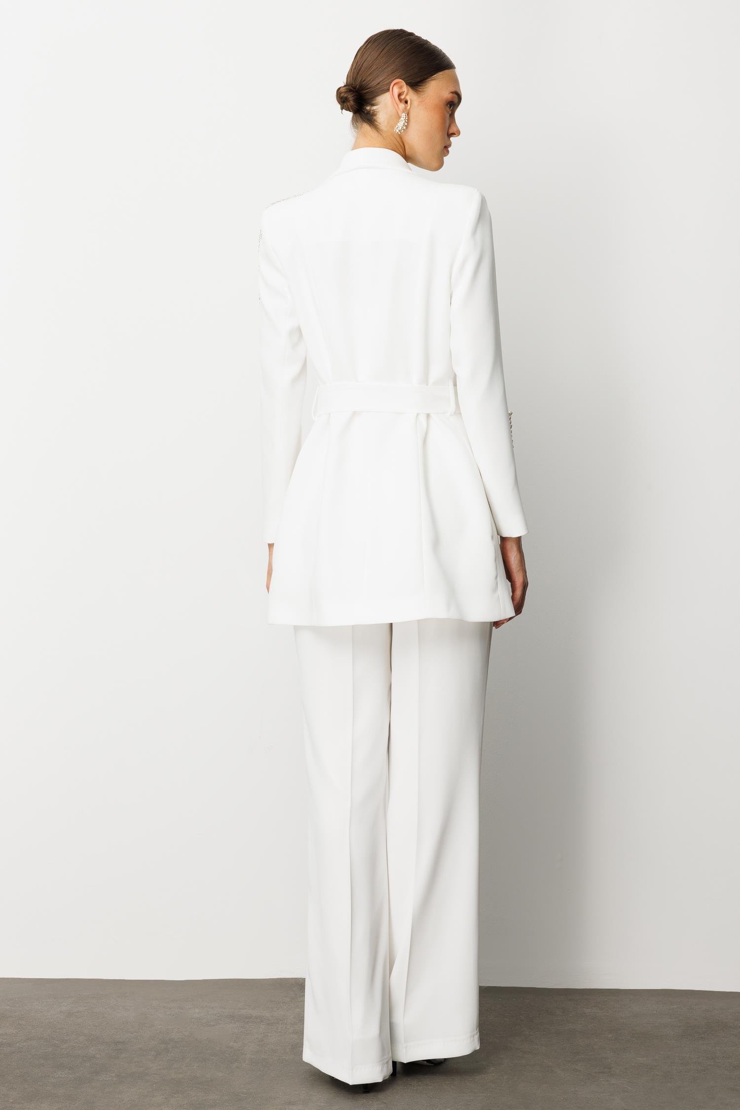 Modailgi  Omuz ve Kol Taş İşleme Detaylı Şal Yaka Kuşaklı Ceket - 45007 Ekru