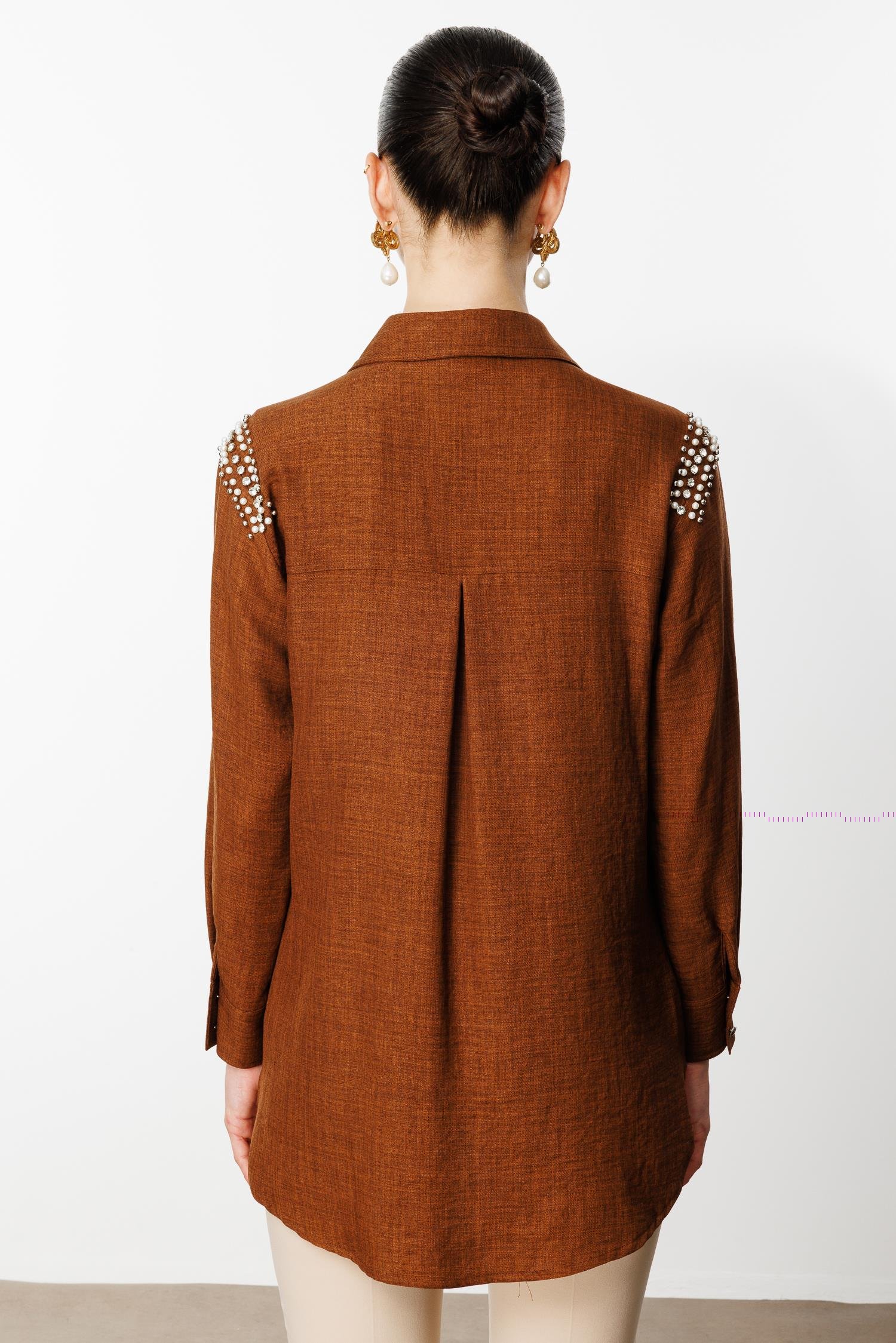 Modailgi  Omuzları İşlemeli Rahat Kesim Gömlek Kahve