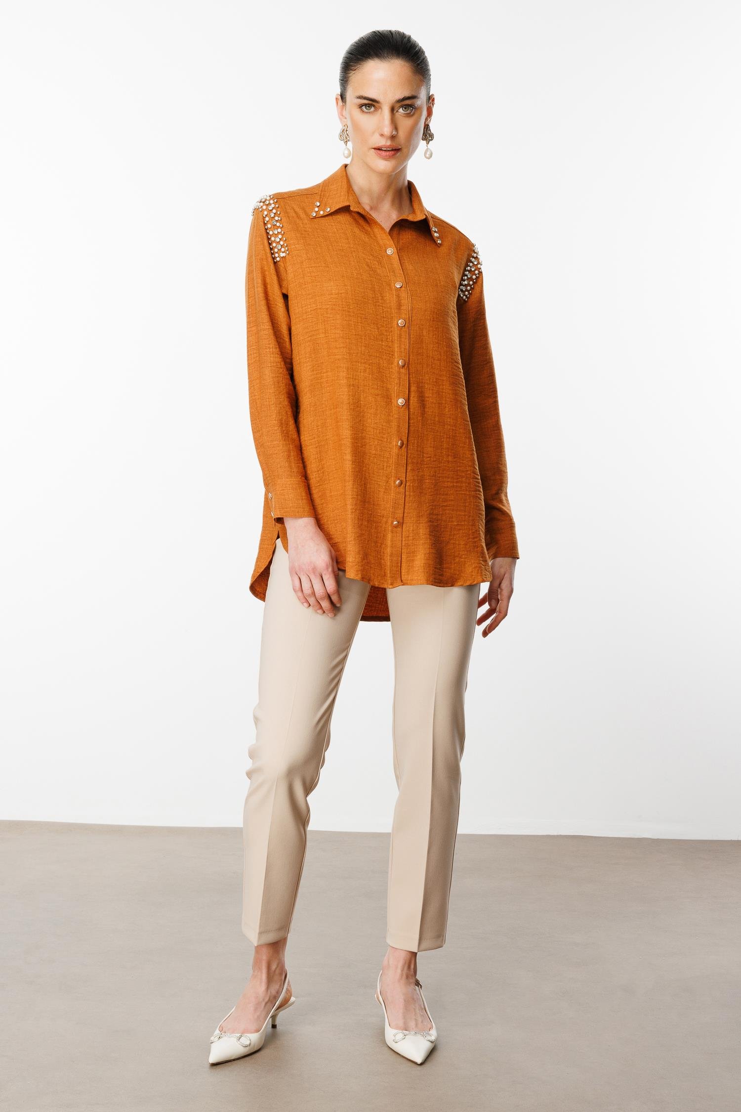 Modailgi  Omuzları İşlemeli Rahat Kesim Gömlek Tarçın