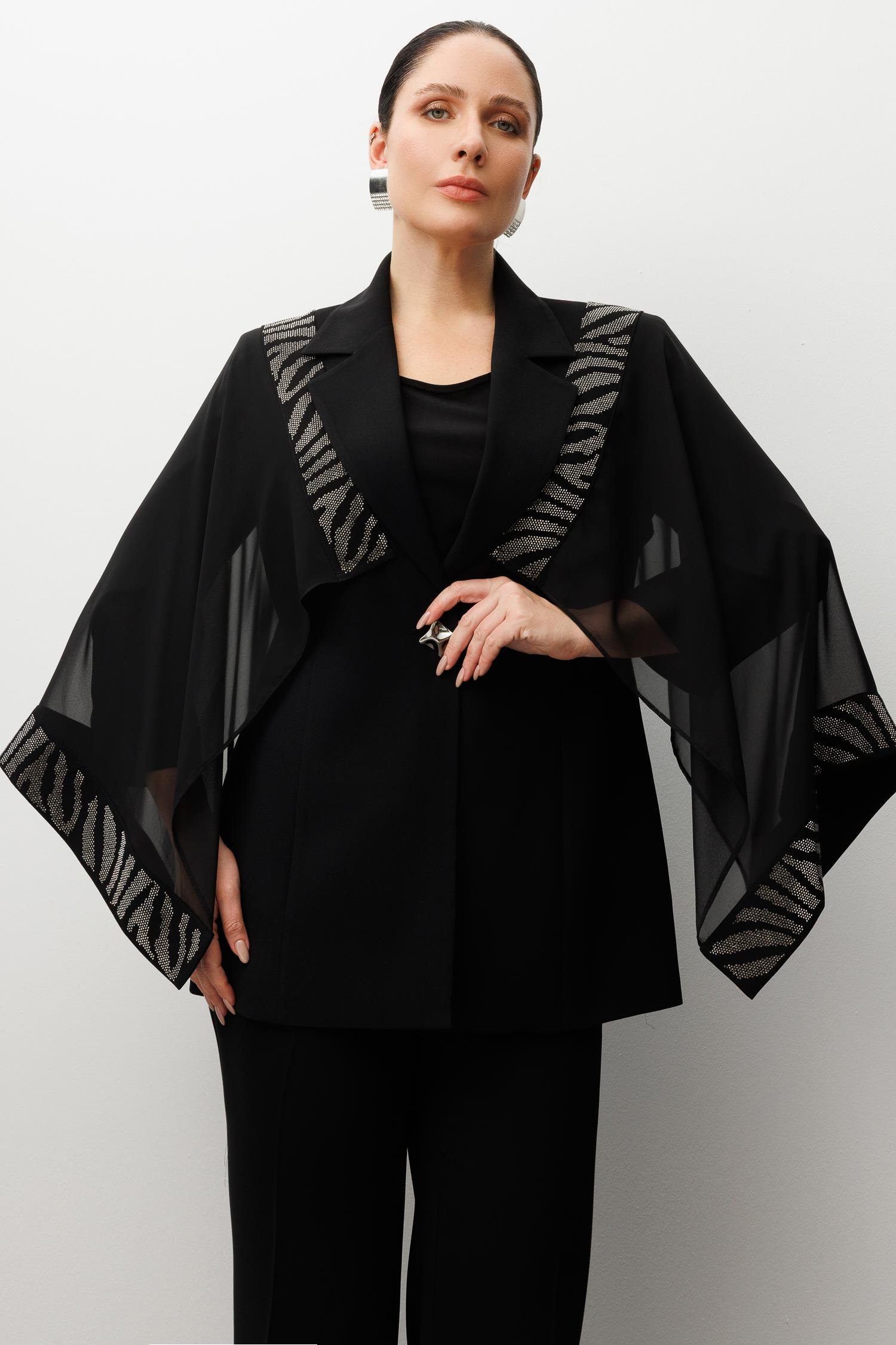 Modailgi  Omuzları Ve Kolları Taş Detaylı Pelerin Kol Ceket - 30057 Siyah