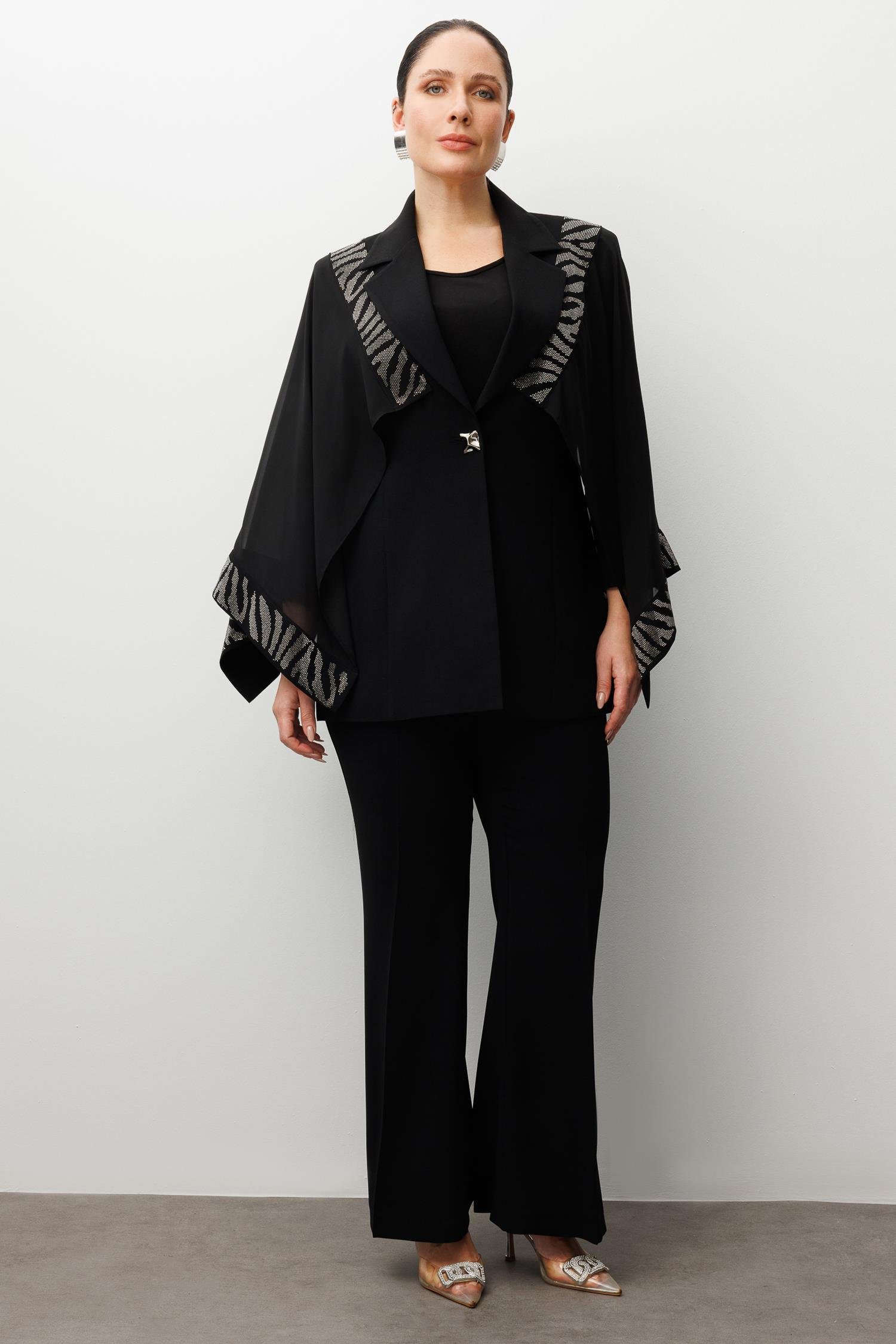 Modailgi  Omuzları Ve Kolları Taş Detaylı Pelerin Kol Ceket - 30057 Siyah