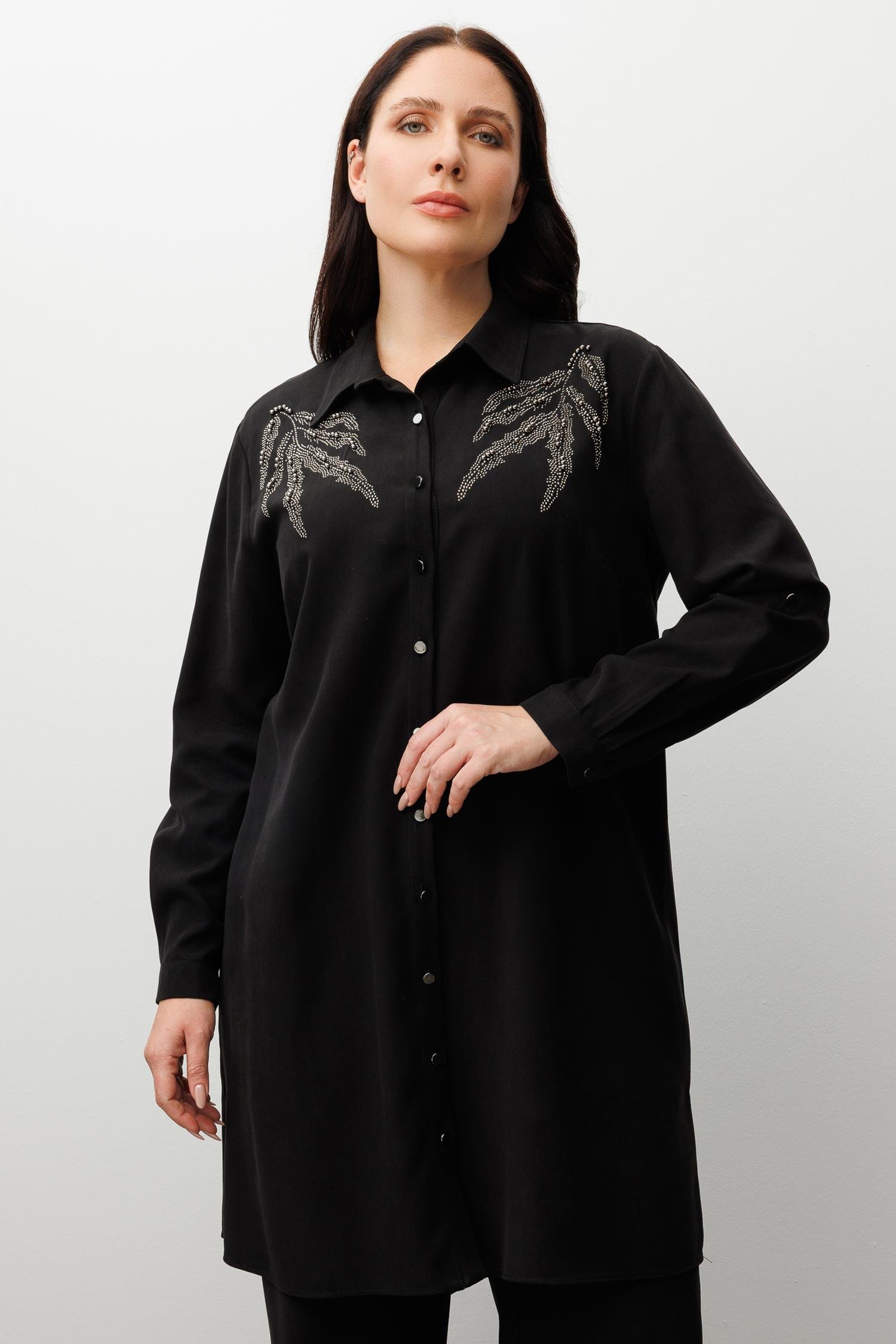 Modailgi  Ön Robaları Yaprak Desenli Taş Tunik Siyah