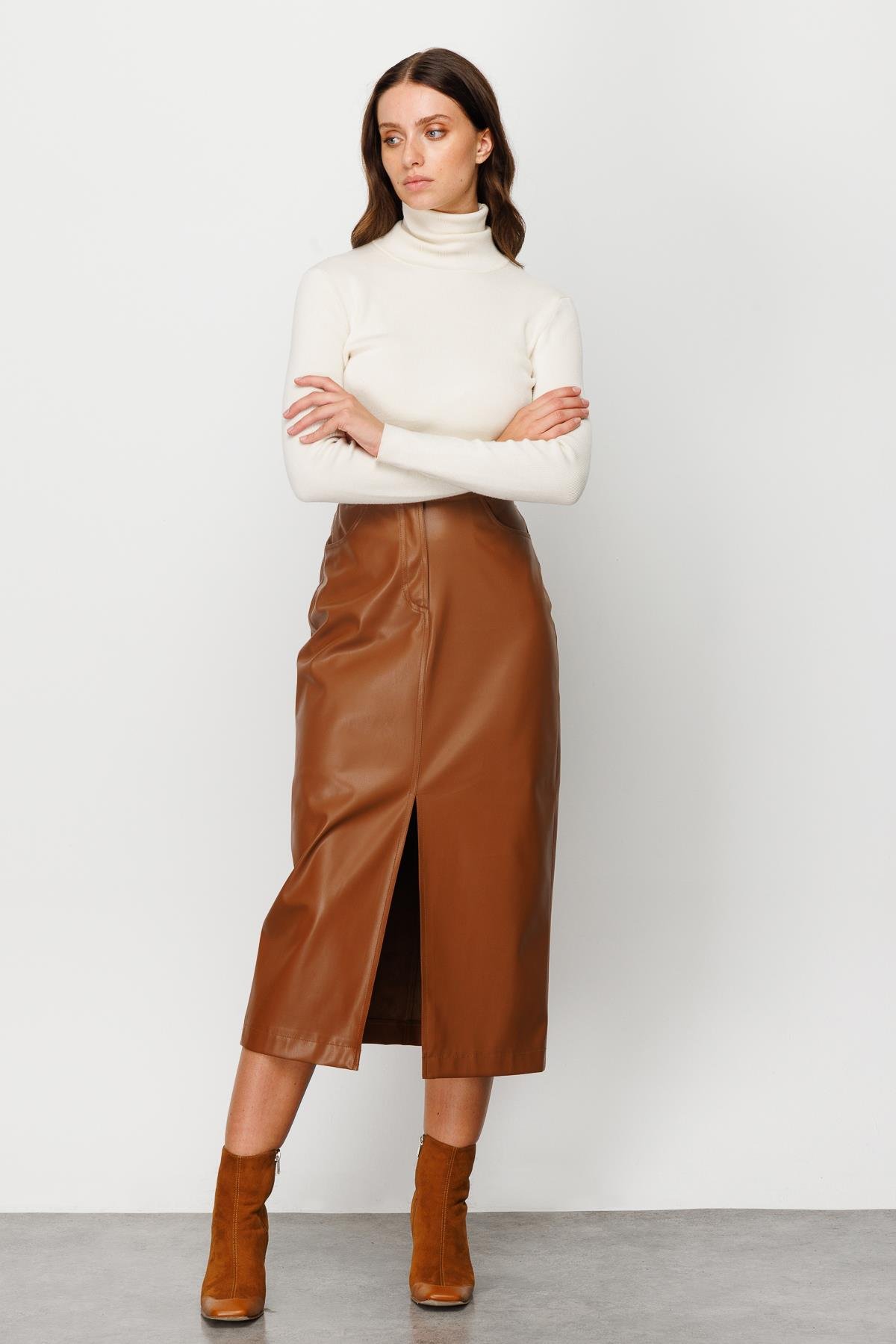 Modailgi  Önden Yırtmaçlı Deri Etek Taba