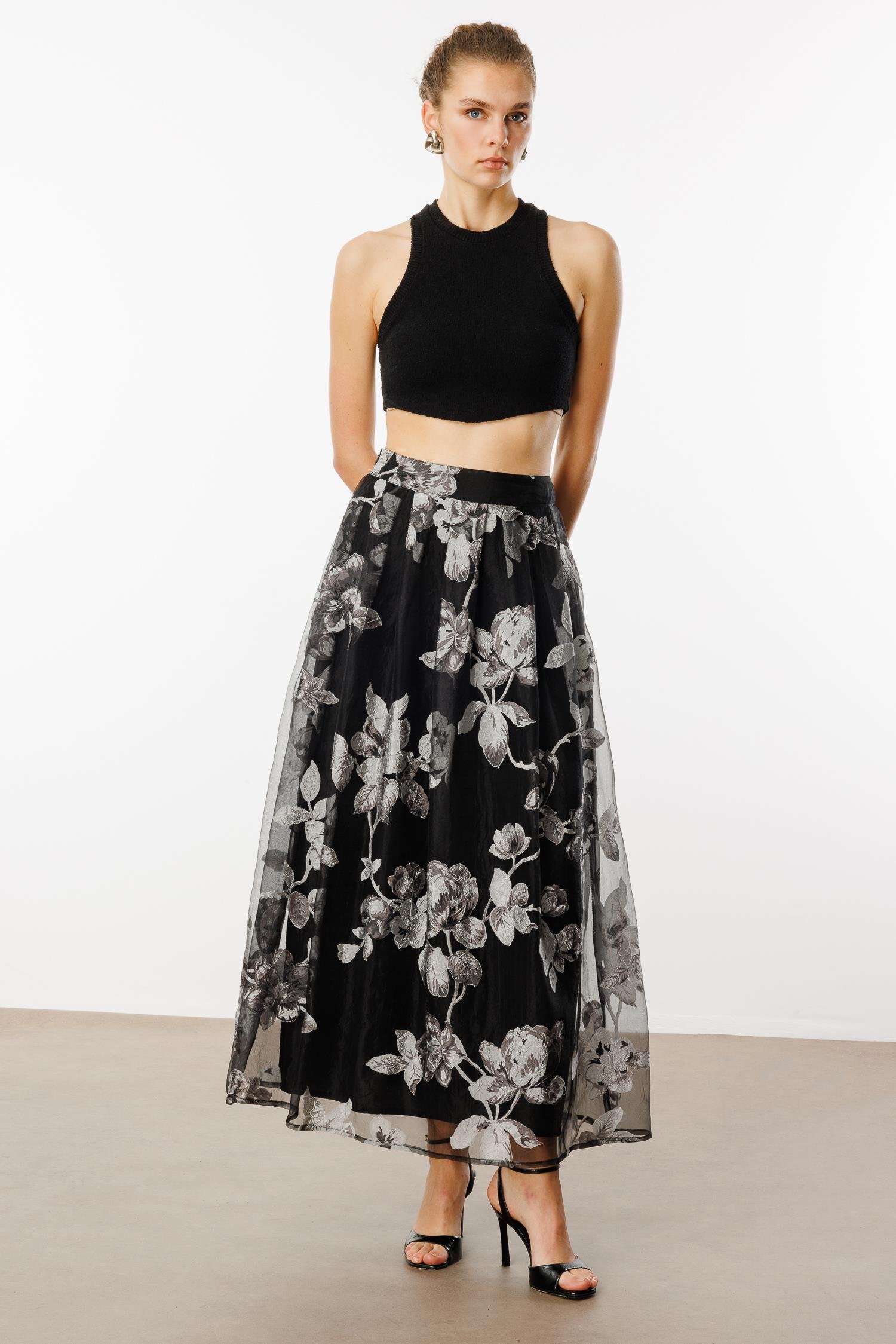 Modailgi  Organze Çiçek Desenli Uzun Etek Siyah