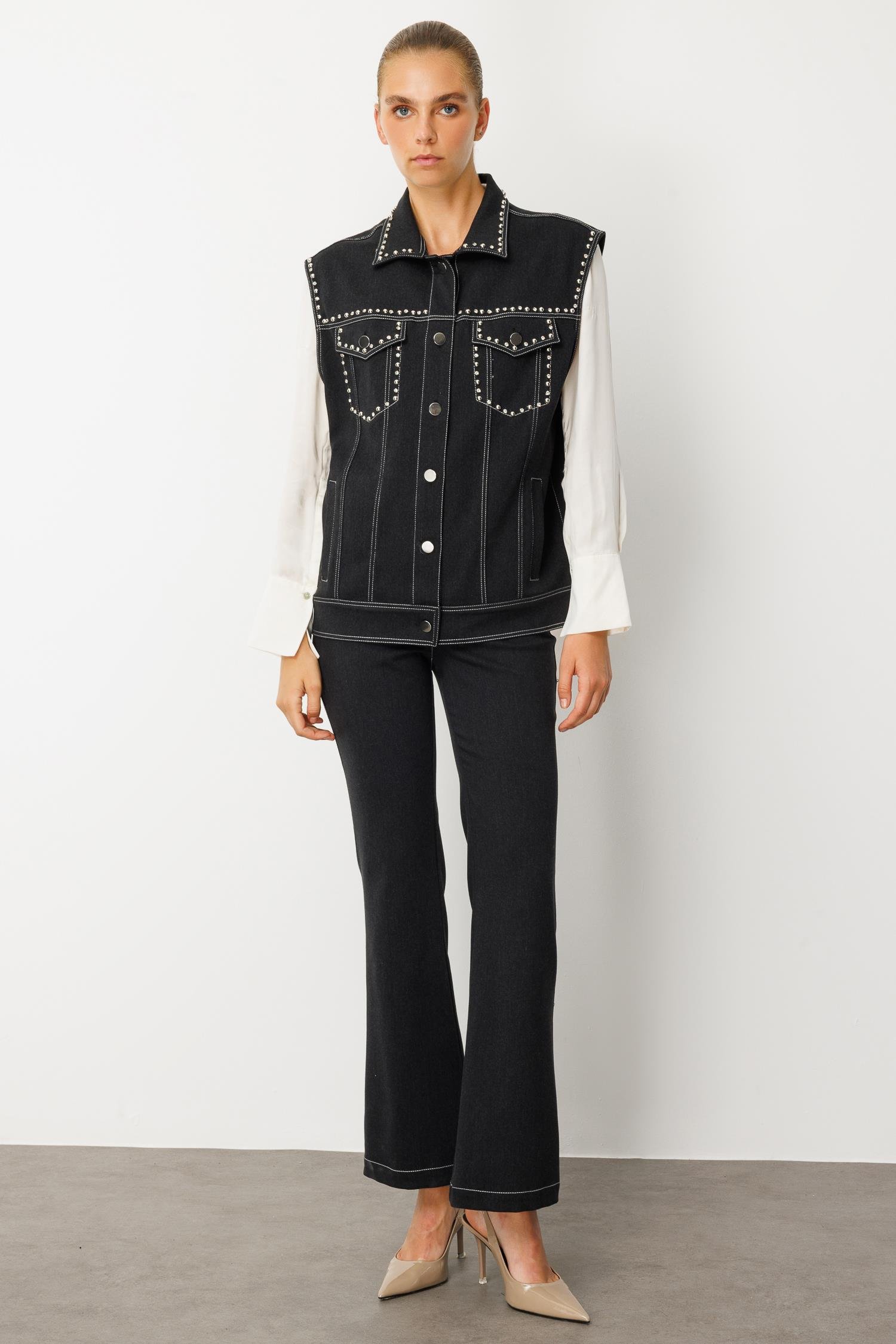 Modailgi  Oversize Metal Aksesuar Detaylı Yelek Siyah