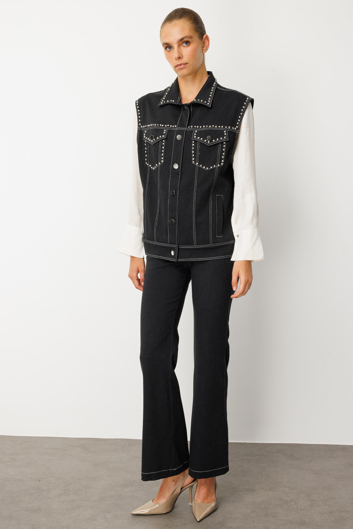 Modailgi  Oversize Metal Aksesuar Detaylı Yelek Siyah