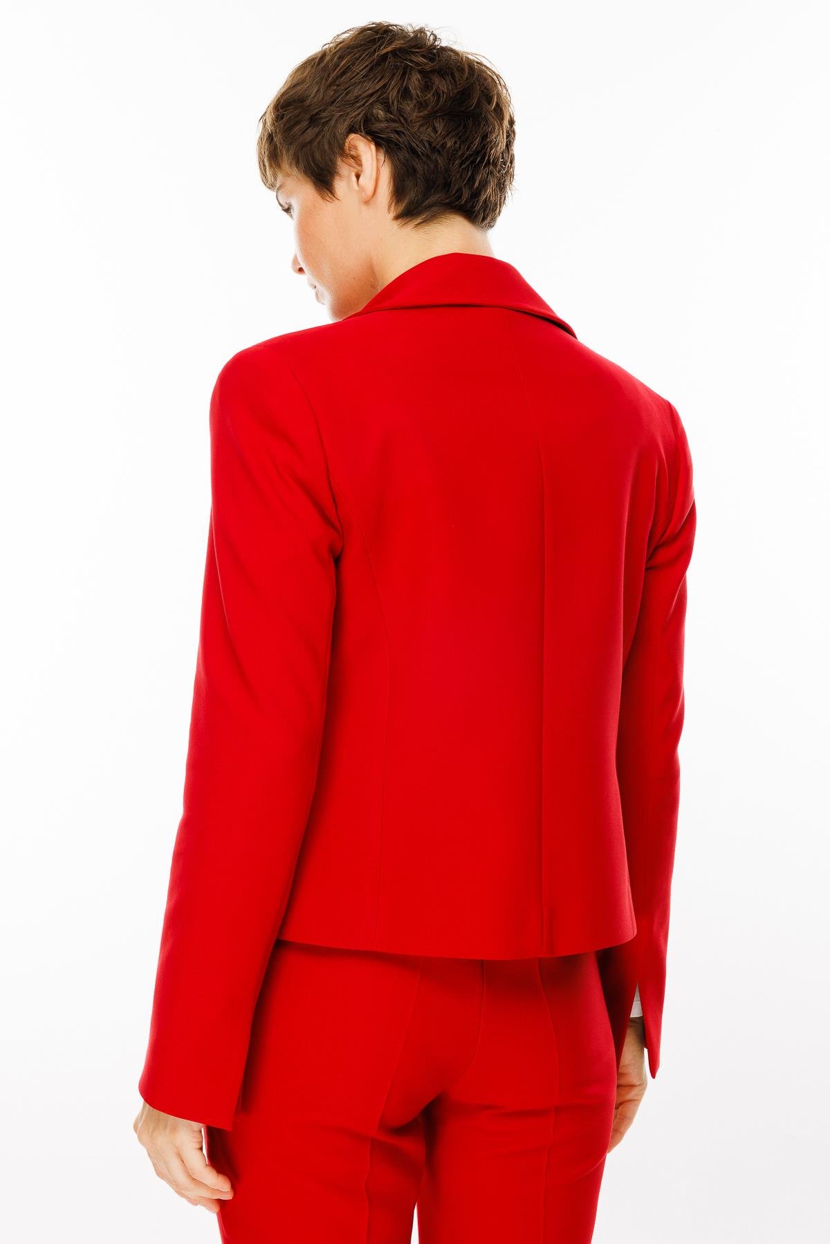 Modailgi  Pens ve Kapak Detaylı Kısa Ceket Kırmızı