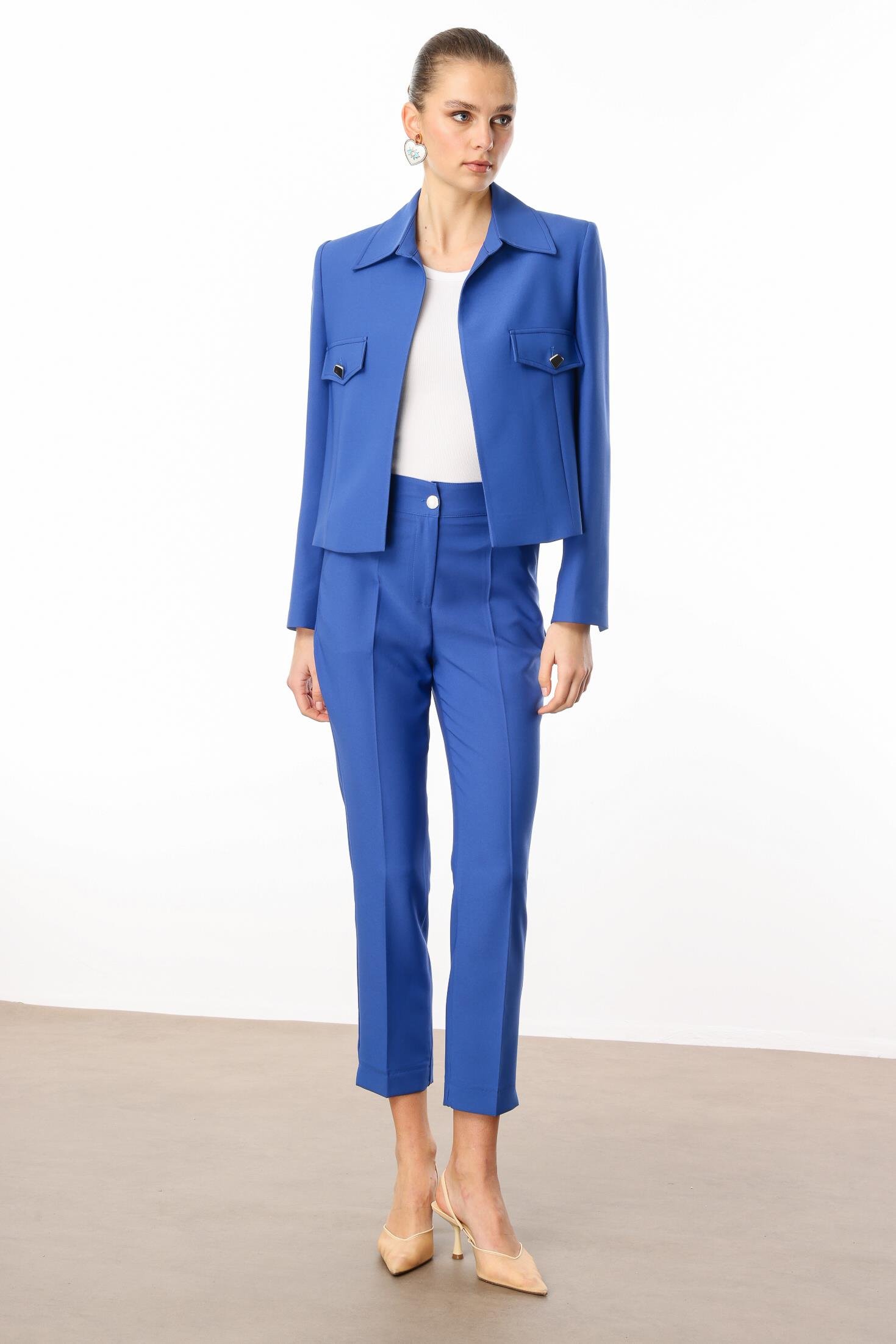 Modailgi  Pens ve Kapak Detaylı Kısa Ceket Mavi