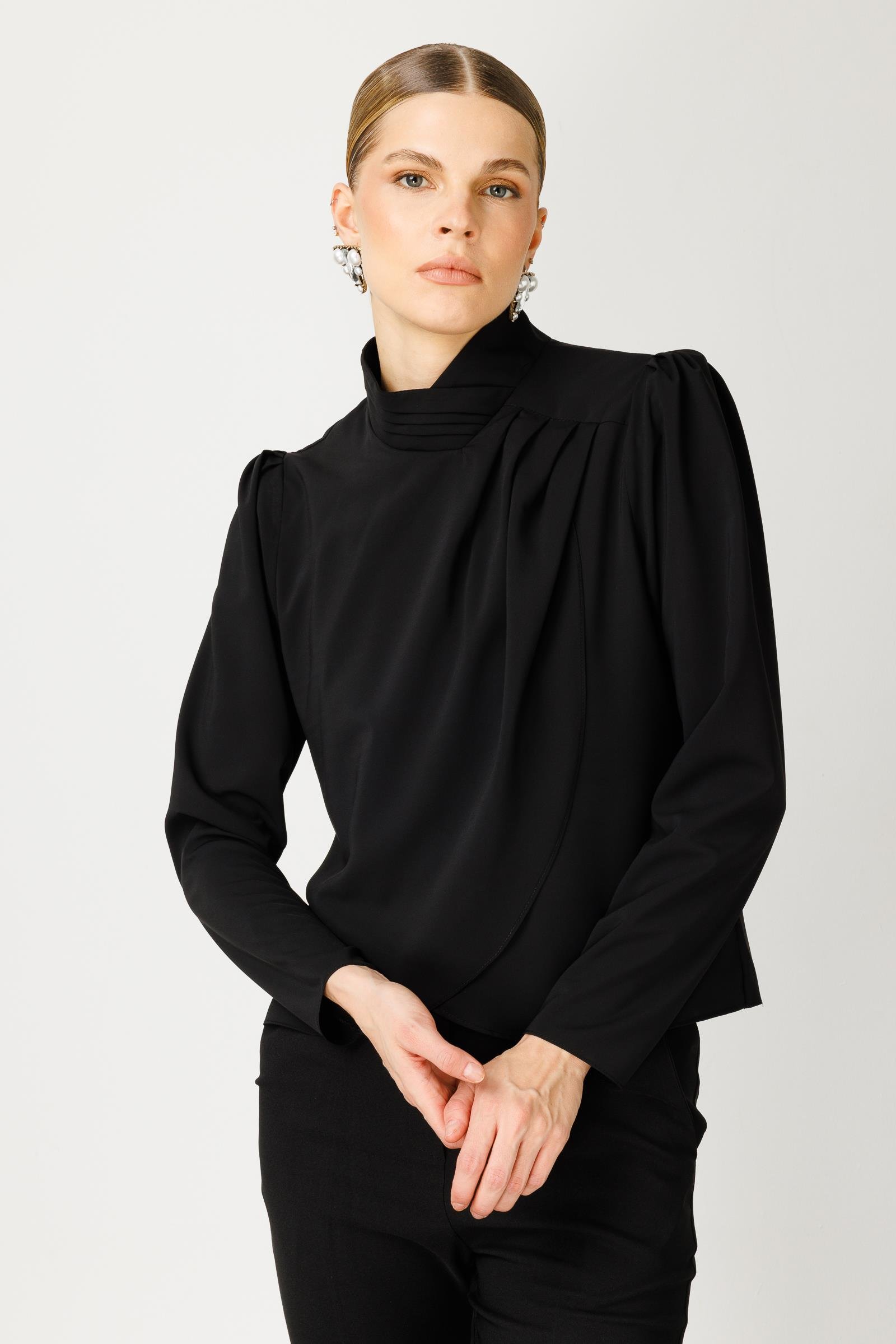 Modailgi  Pile Detaylı Anvelop Bluz Siyah