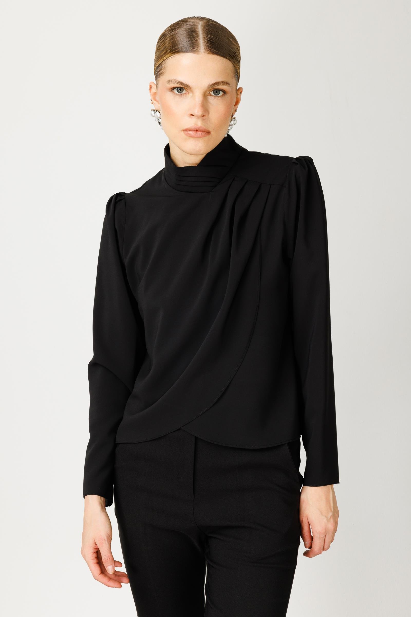Modailgi  Pile Detaylı Anvelop Bluz Siyah