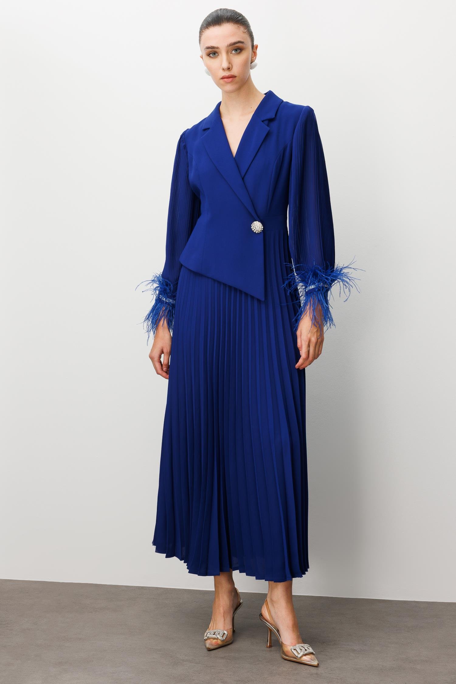 Modailgi  Plise Detaylı Manşeti Otrişli Uzun Elbise Morcivert