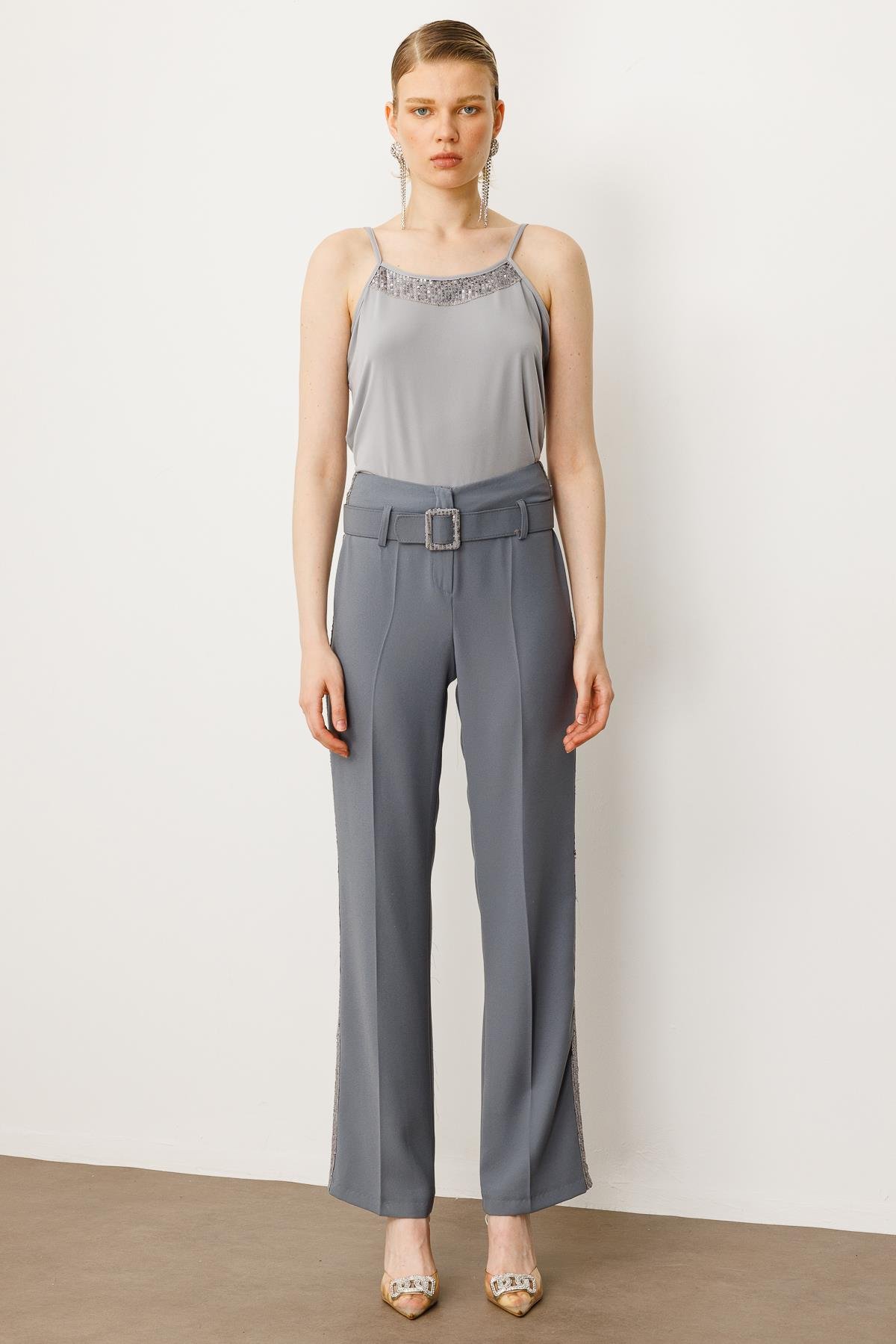 Modailgi  Pul Payet Şeritli Pantolon - 7032 Gümüş