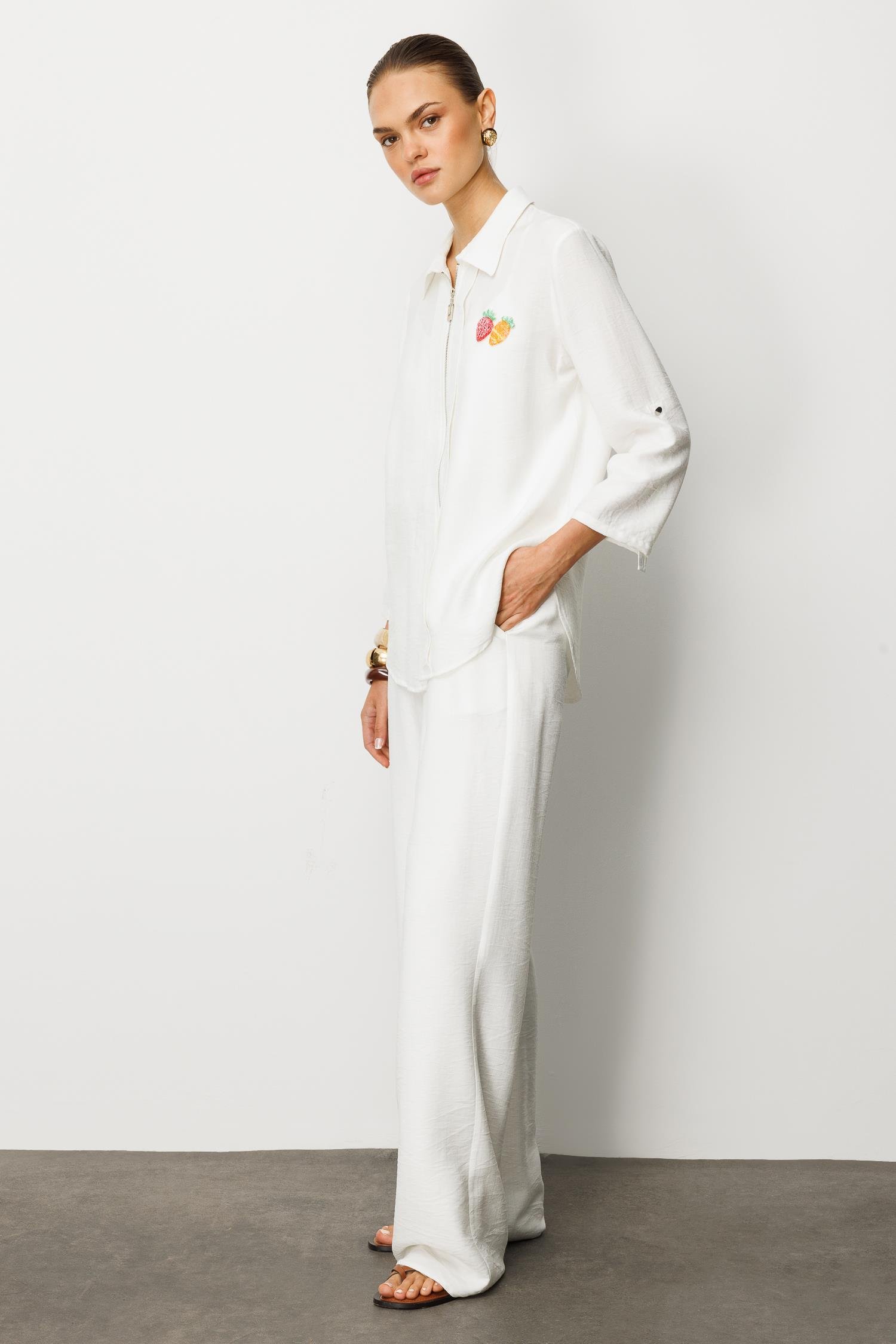 Modailgi  Safari Kol Önü Fermuar Kapamalı Aksesuar Detaylı Rahat Kesim Gömlek Ekru