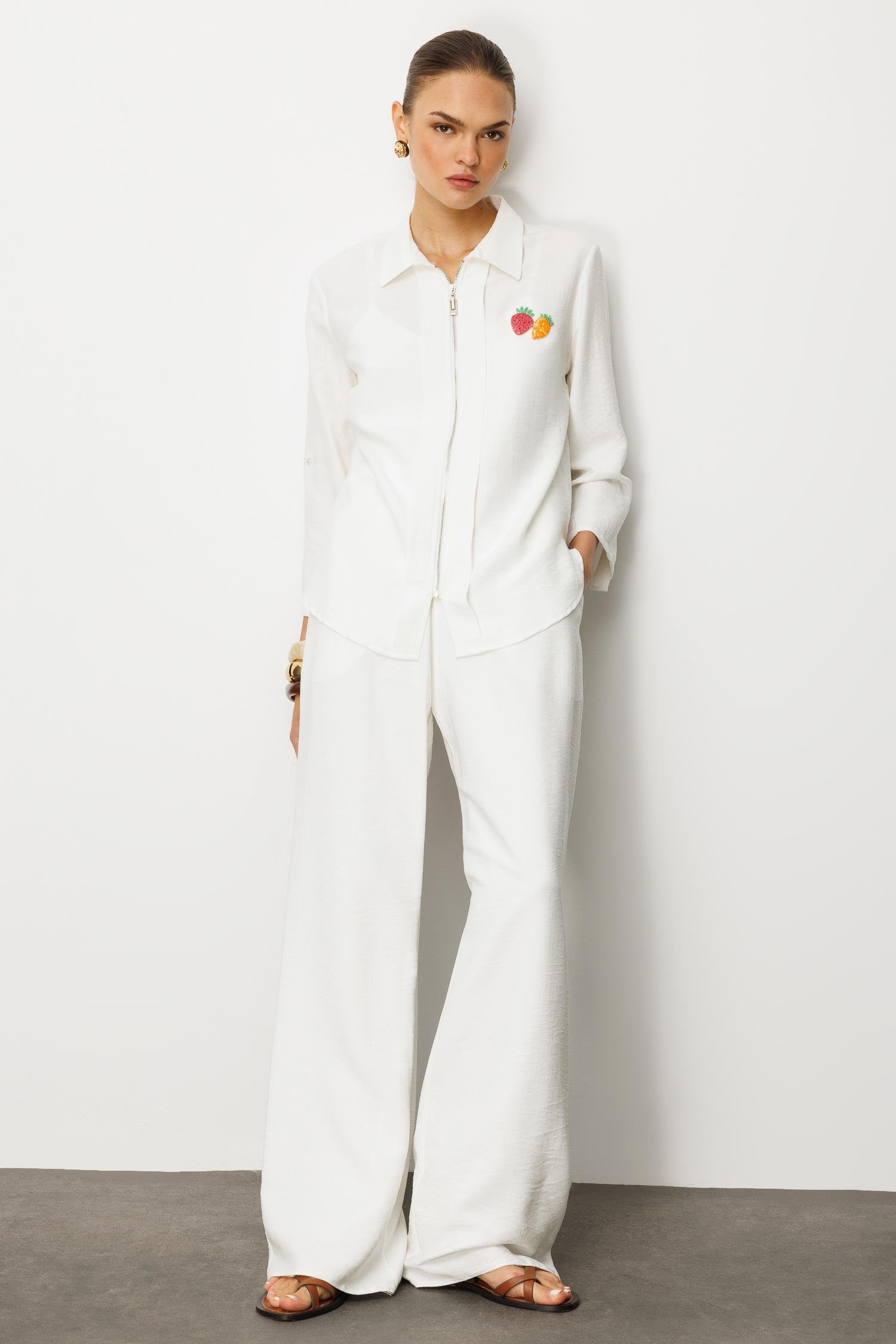 Modailgi  Safari Kol Önü Fermuar Kapamalı Aksesuar Detaylı Rahat Kesim Gömlek Ekru